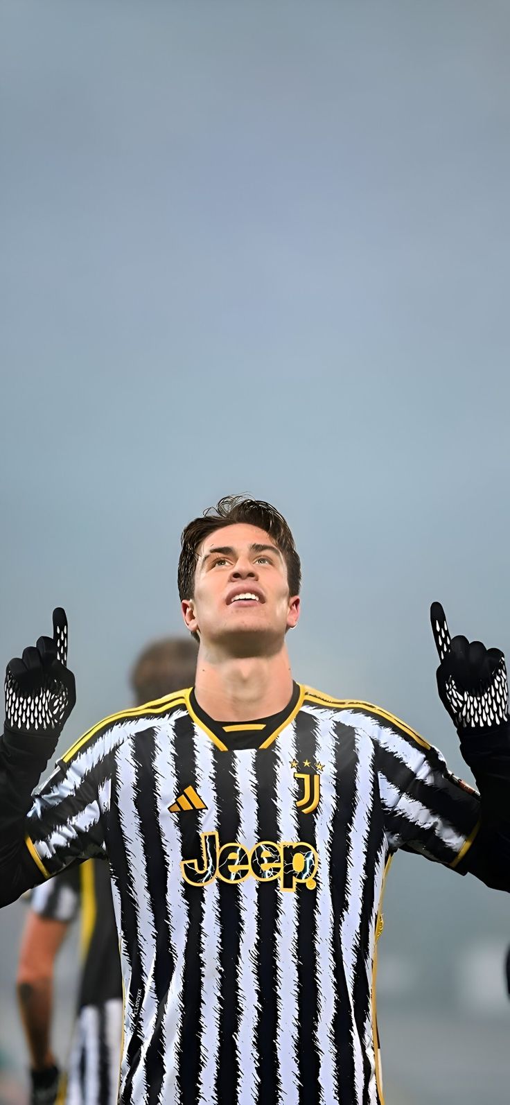 Kenan Yıldız Wallpaper. Röveşata