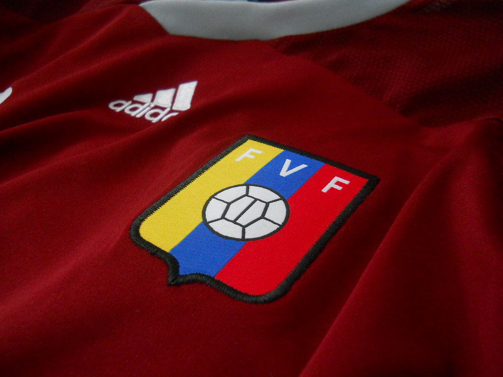 LA VINOTINTO. △Eduardoalien△