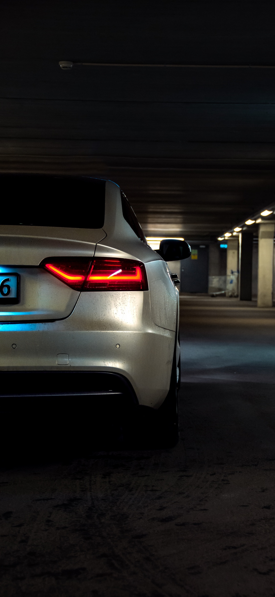 Audi a5 Wallpaper for IPhone