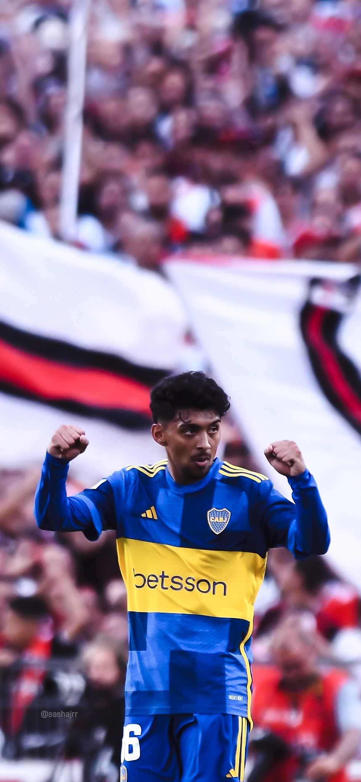 Marco #Wallpaper └