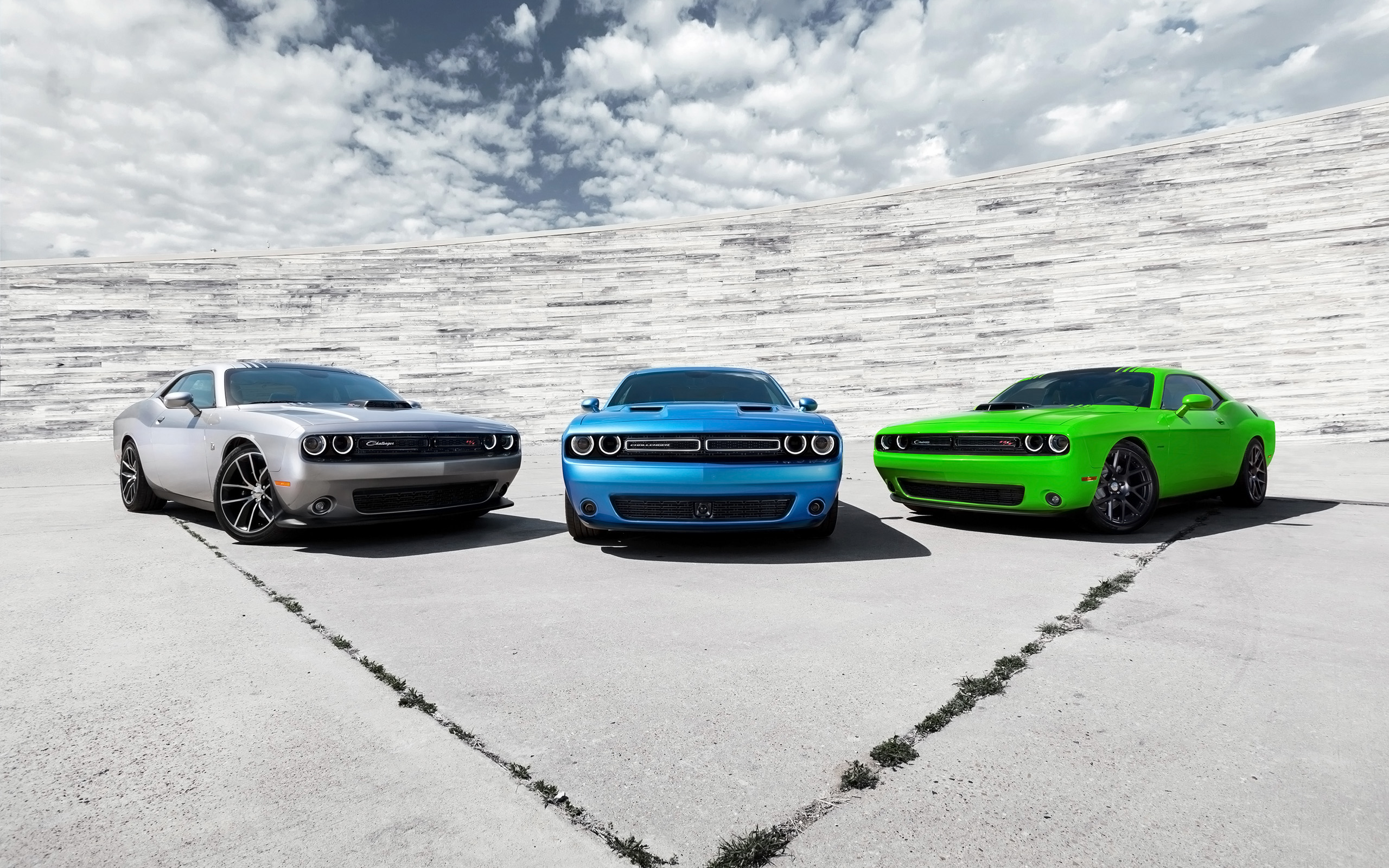 Daily Wallpaper: Dodge Challenger Trio