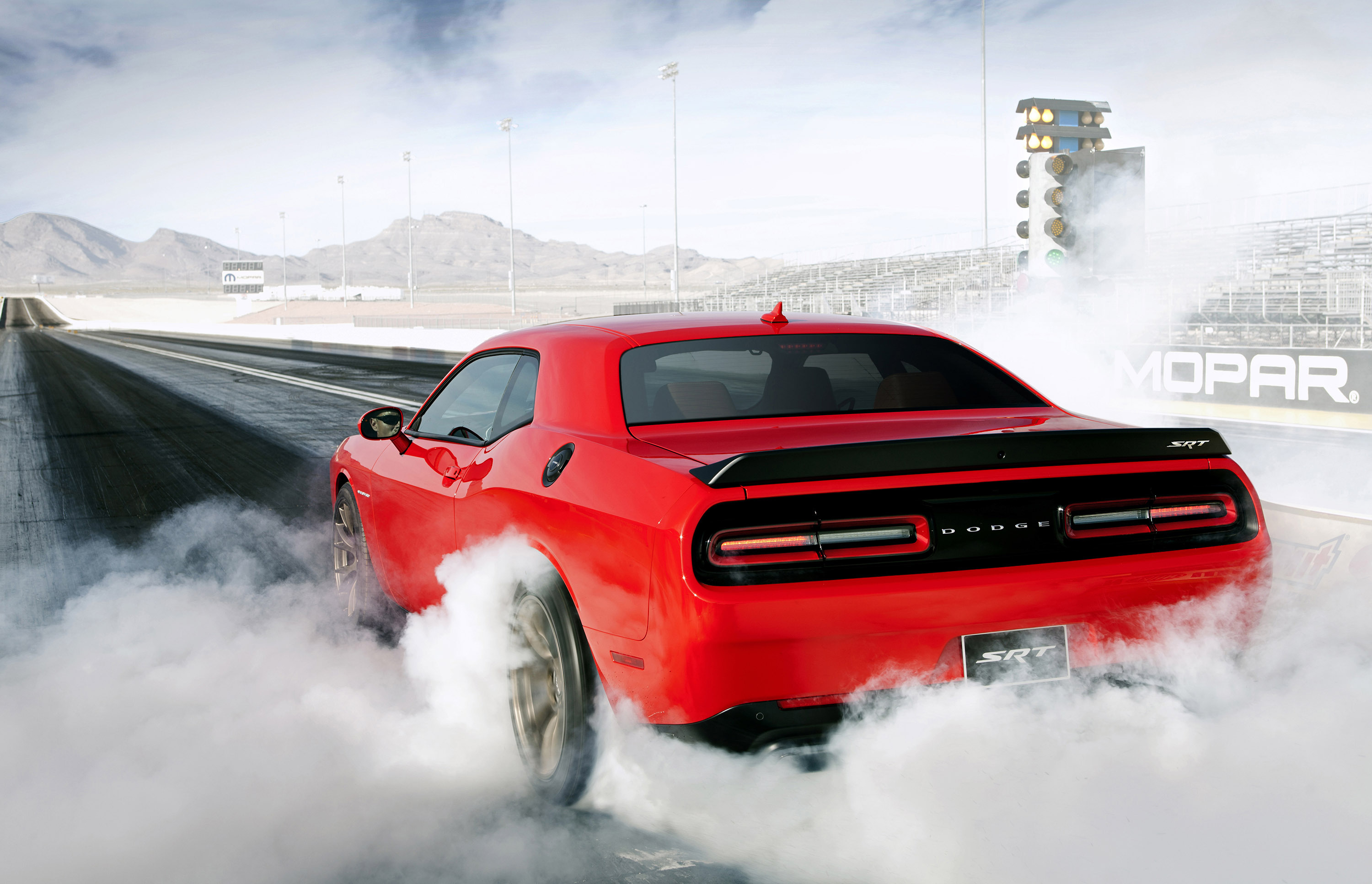 HD desktop wallpaper: Dodge Challenger