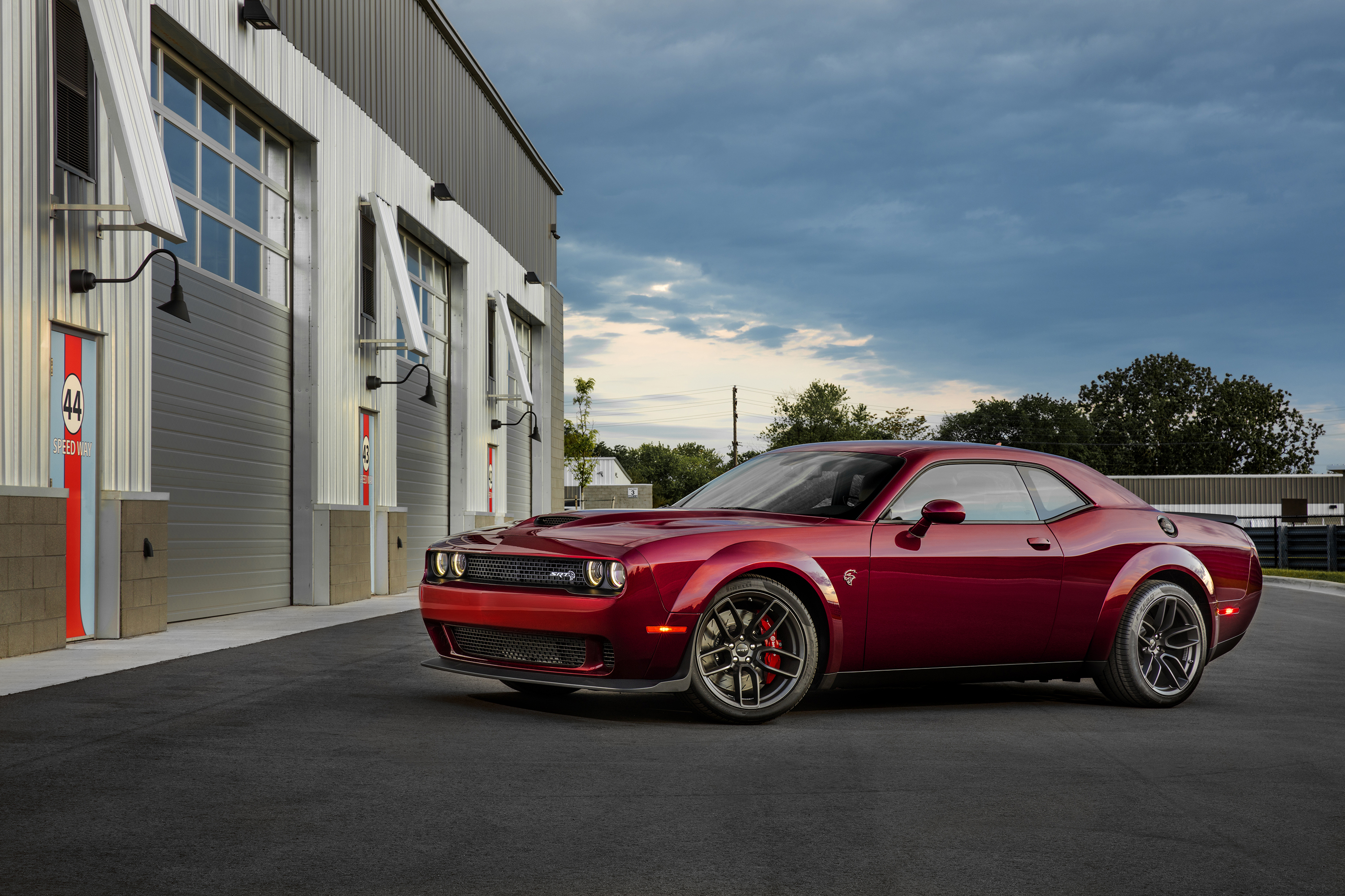 Challenger SRT Hellcat Widebody Red