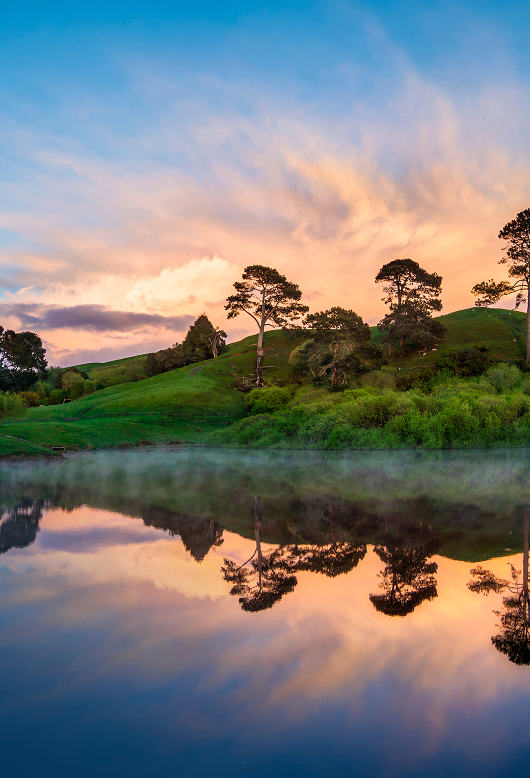Peaceful Morning in Hobbiton Wallpaper