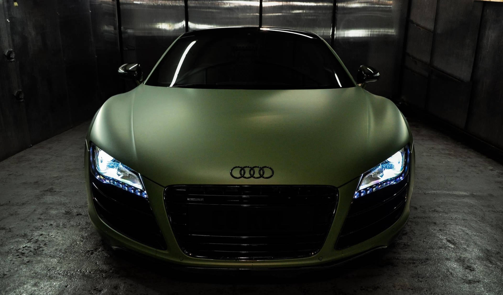 Download free Matte Green Audi R8