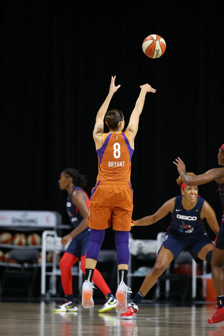 WNBA star Diana Taurasi pays tribute to