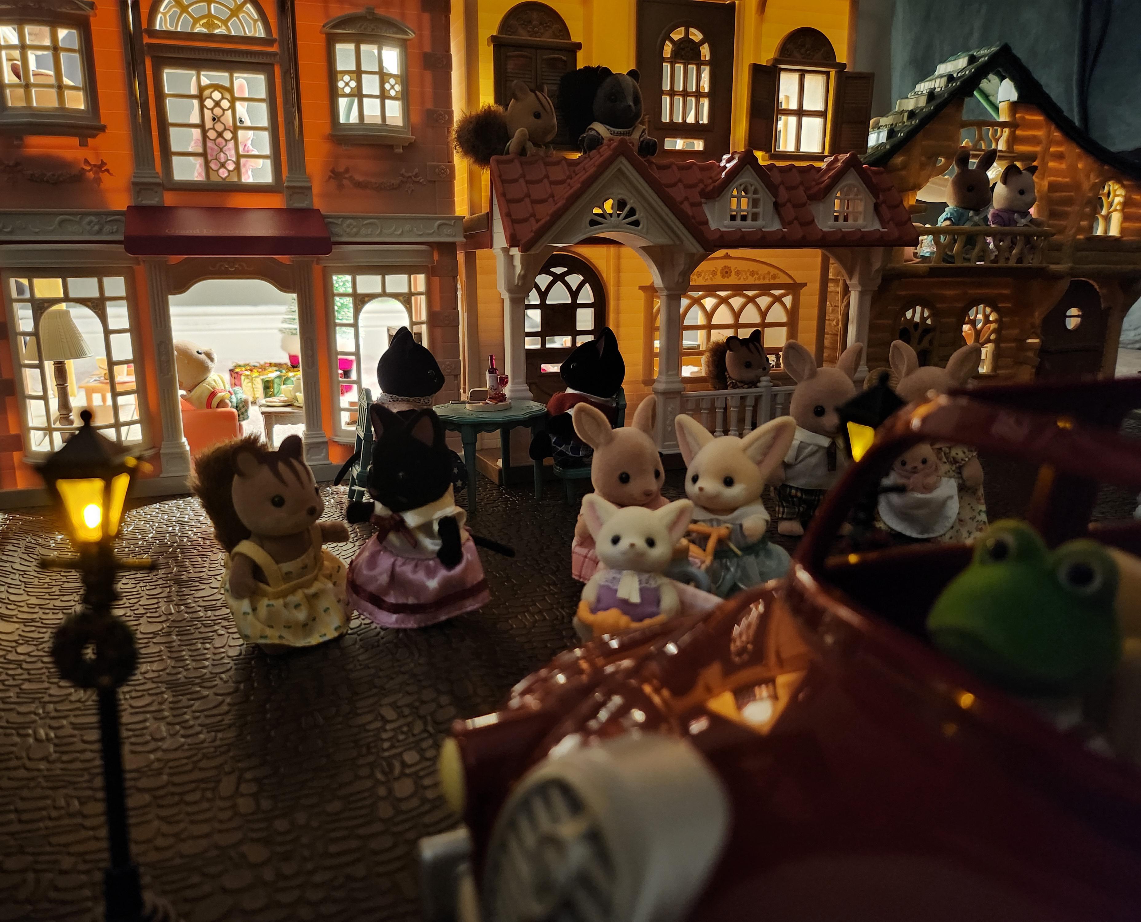 Here's some Calico Critter pics! :), r