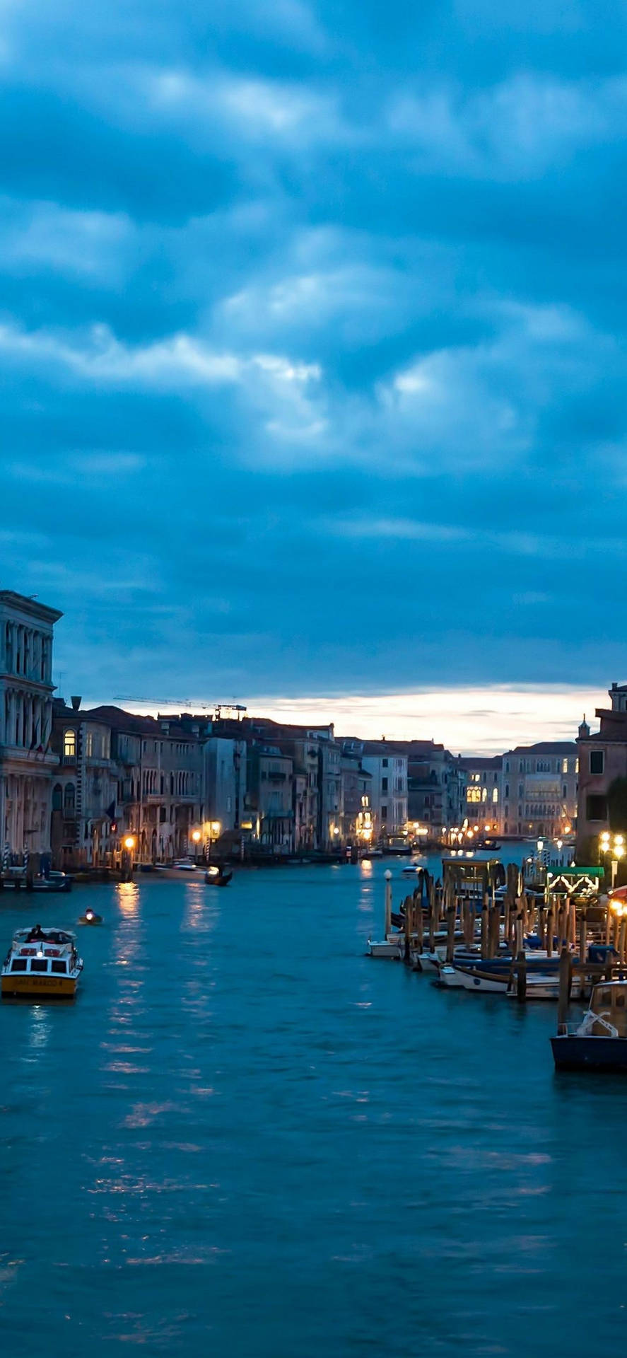 Cool iPhone Xs Max Venice Wallpaper