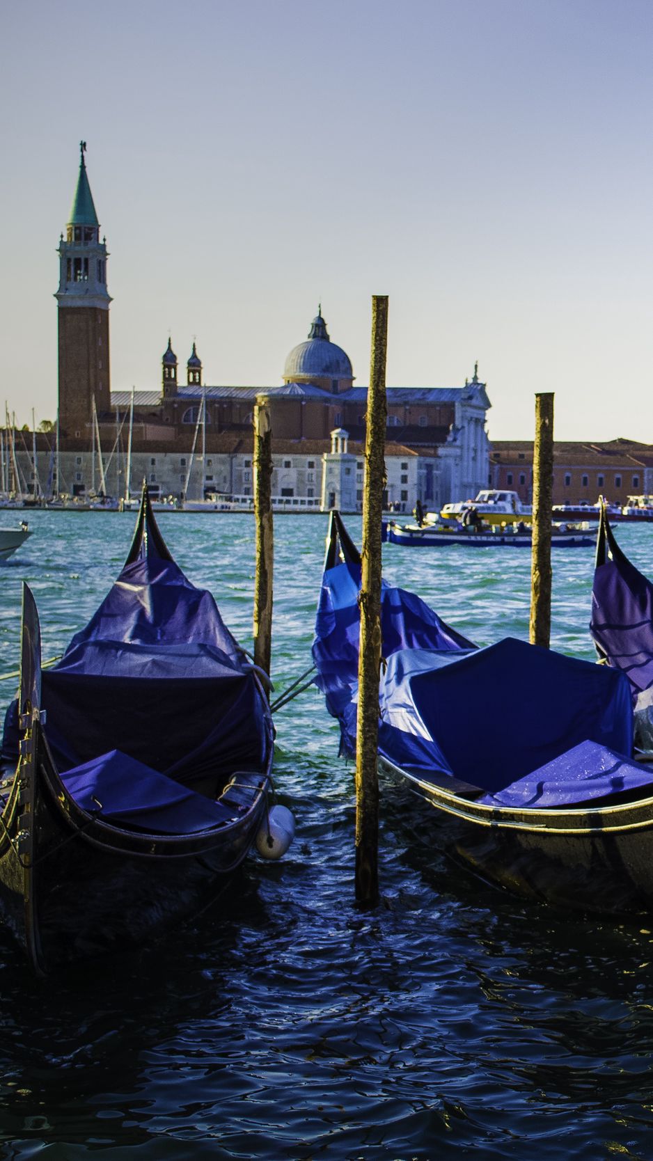 Download wallpaper 938x1668 venice