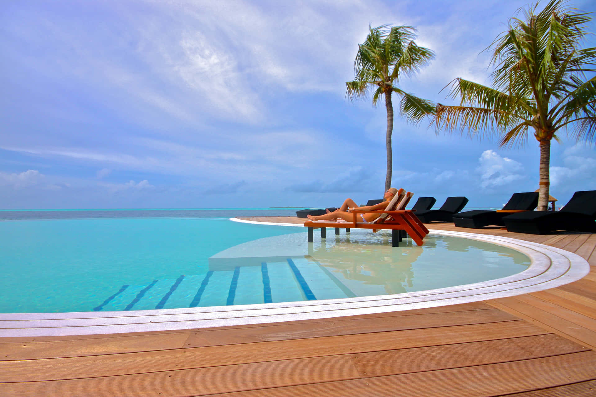 Swimming Pool Background. Wallpaper