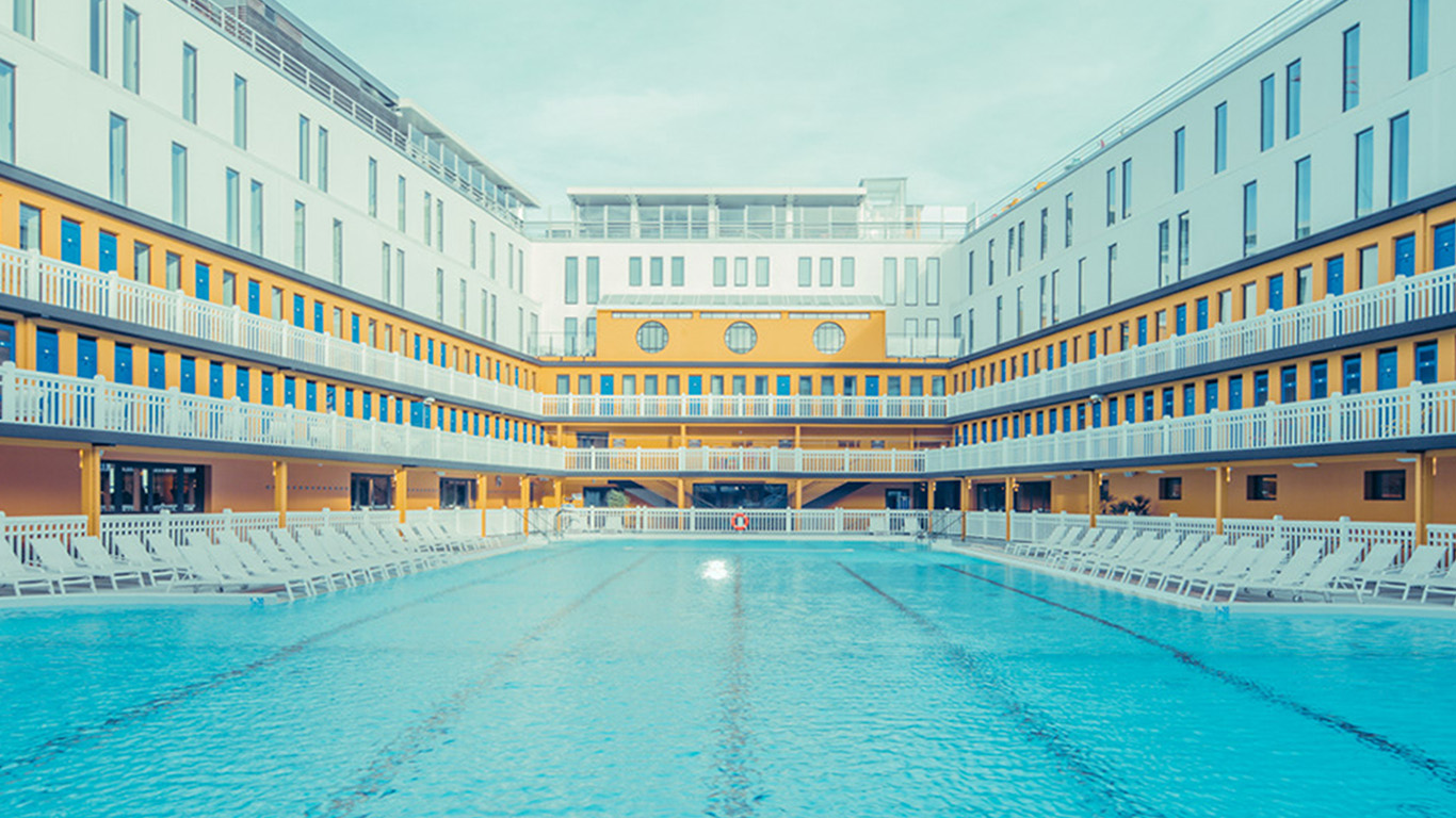 City Swimming Pool Summer Nature