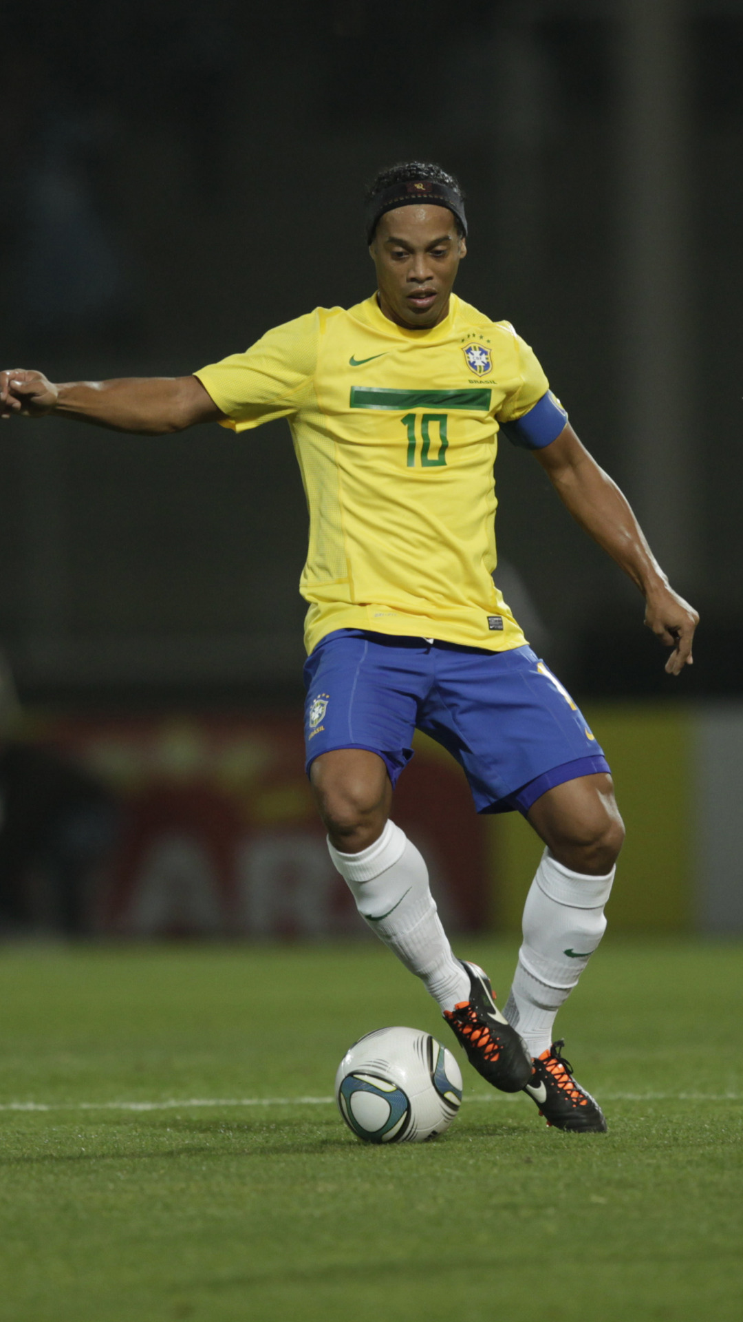 Download wallpaper football, football