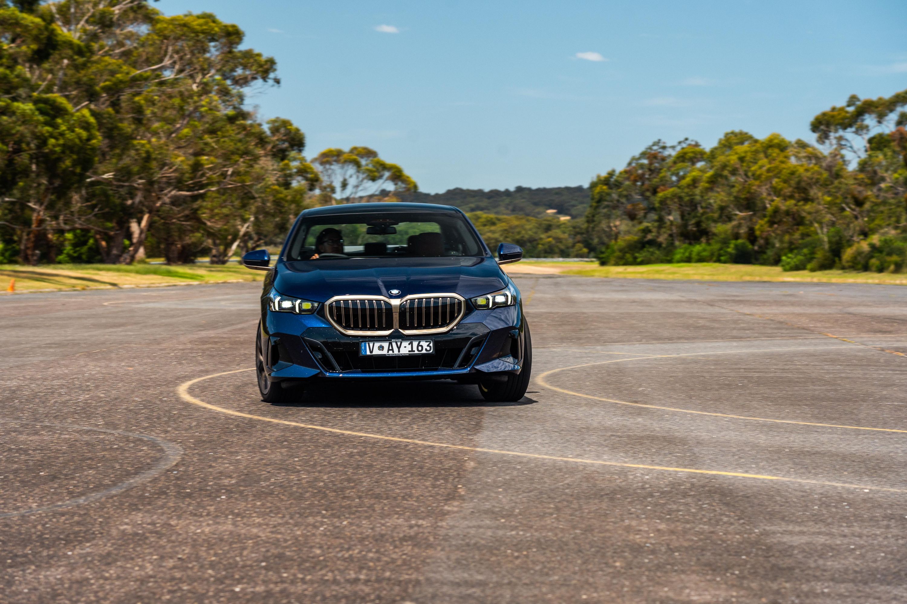 2024 BMW 520i review