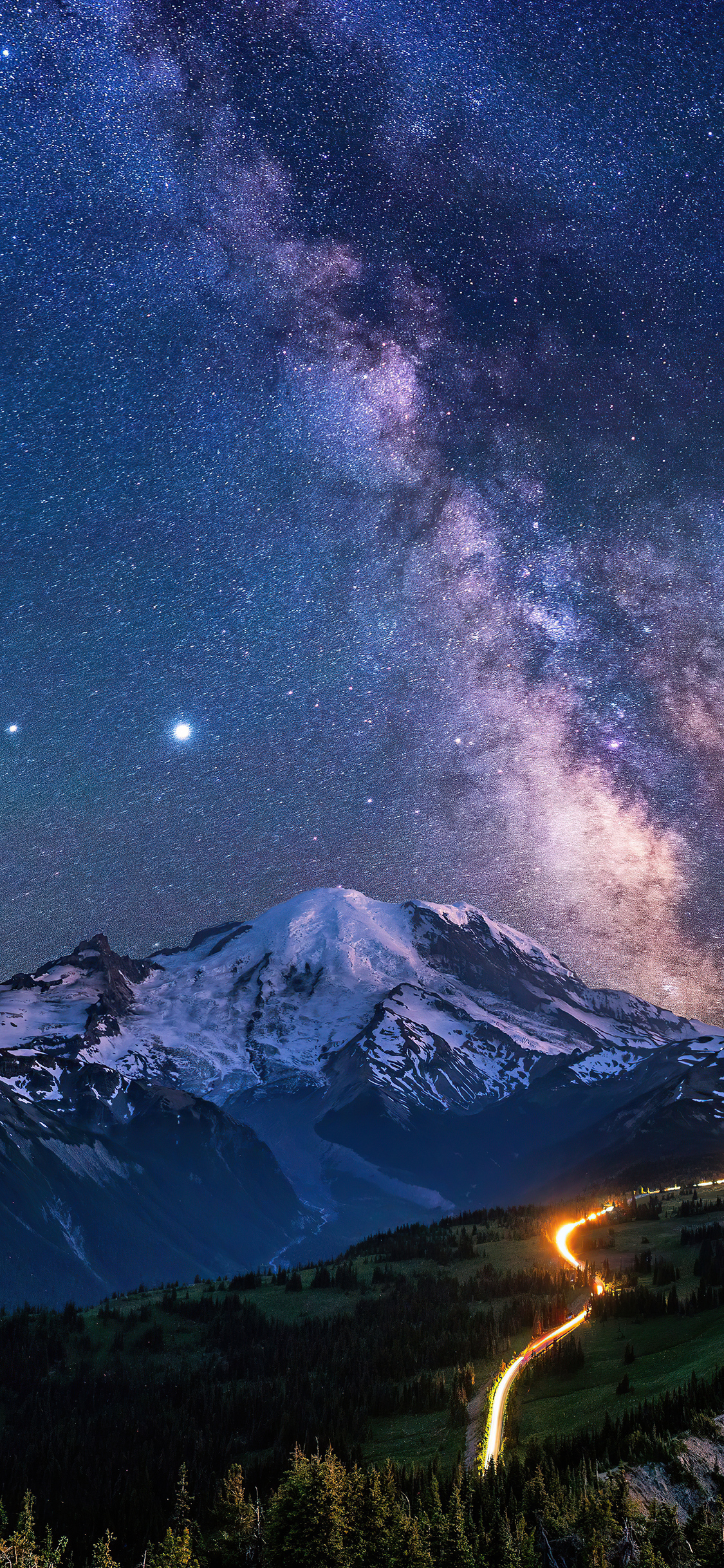 Milky Way Over Mountains 4k