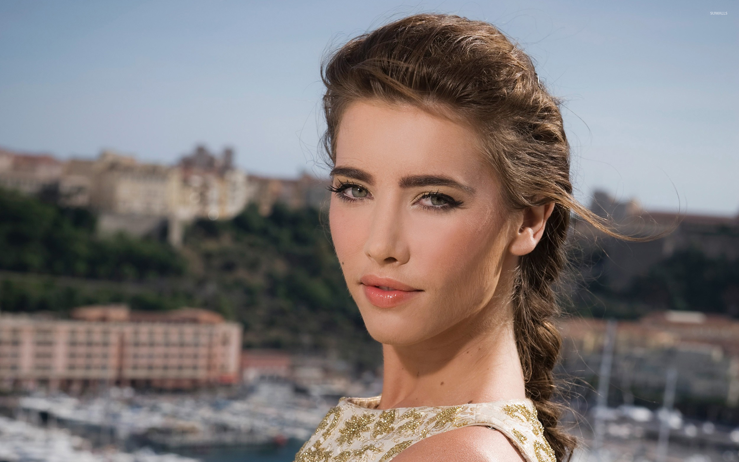 Jacqueline MacInnes Wood [2] wallpaper