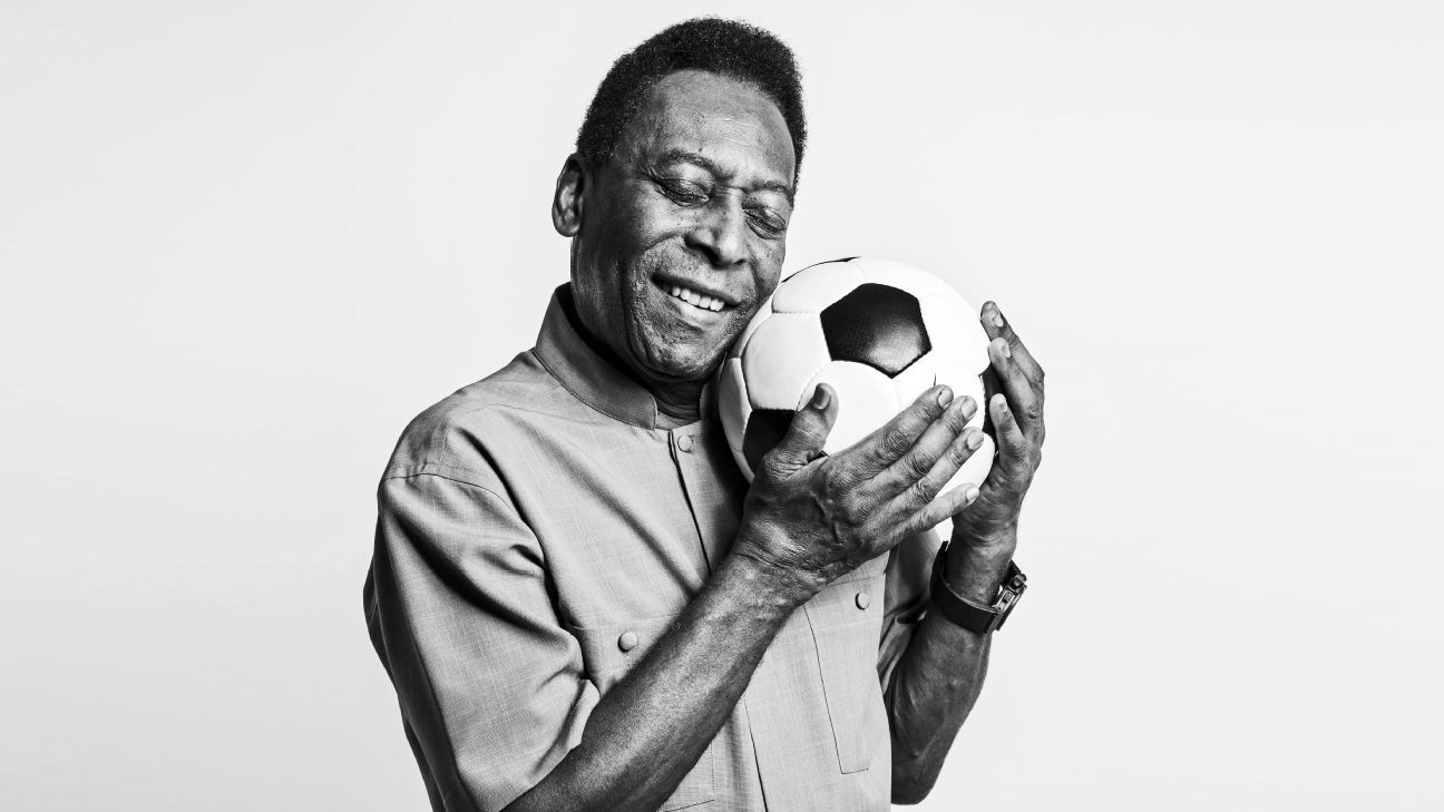 Brazilian soccer icon Pele in photo