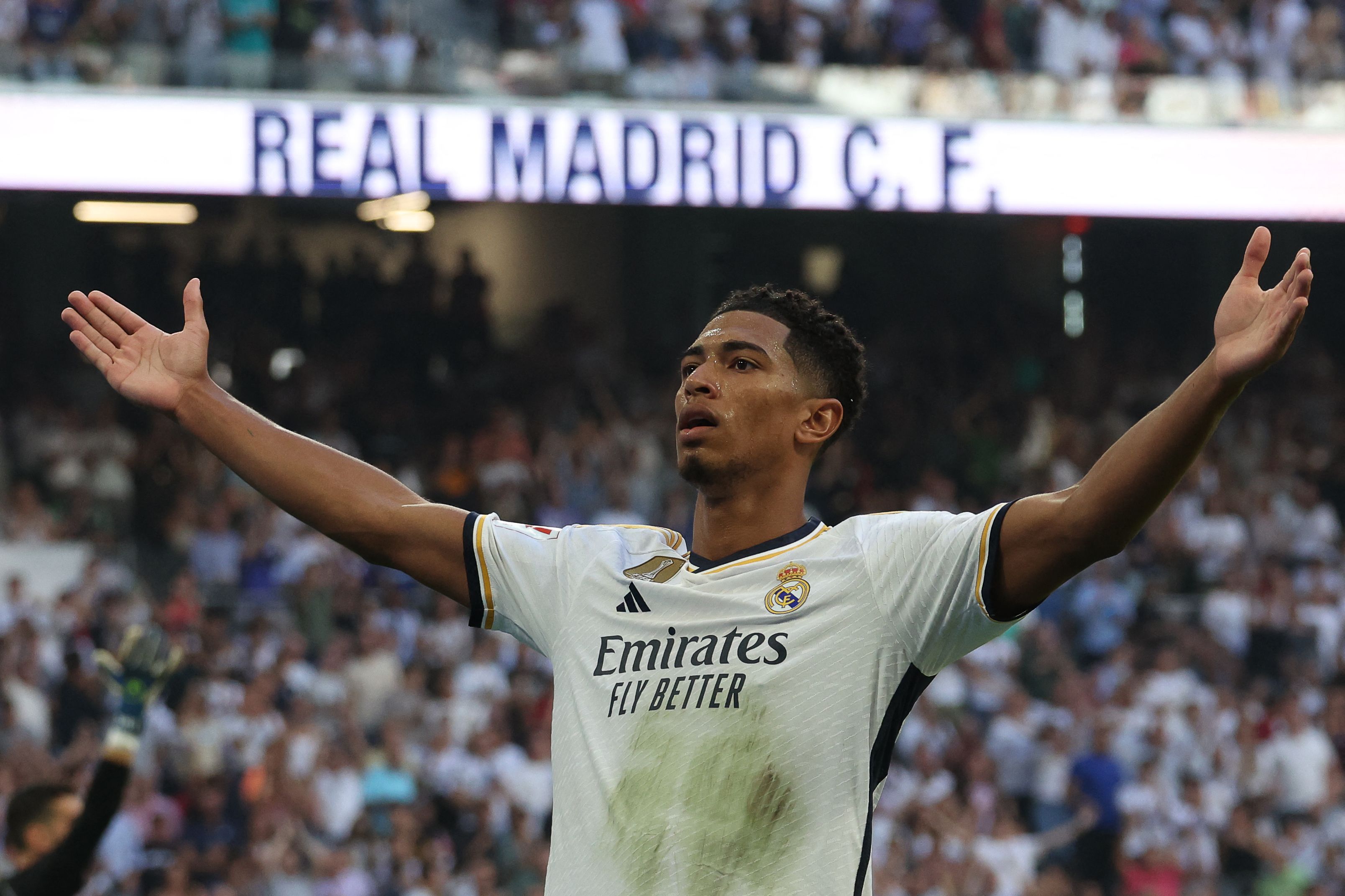 Bellingham shares single emoji