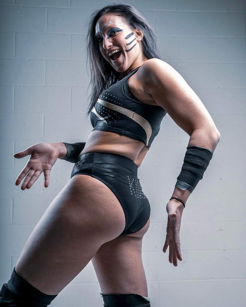 Happy Birthday to Kris Statlander