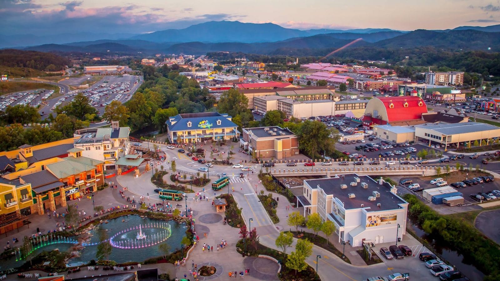 About Pigeon Forge, TN