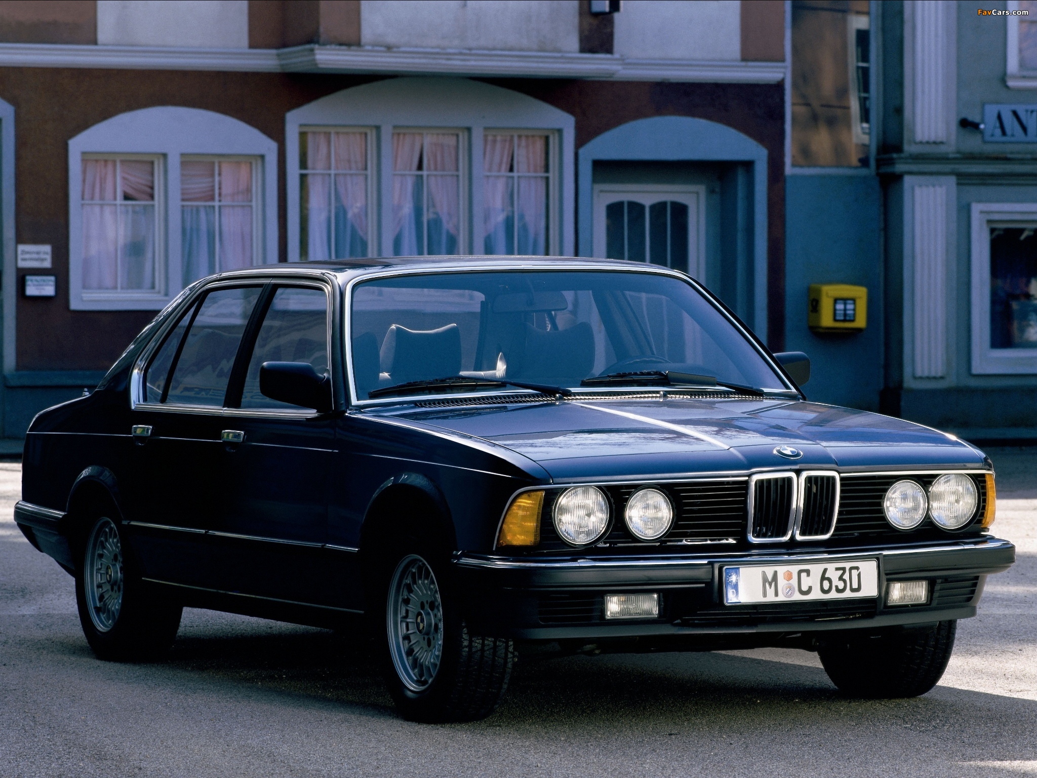 BMW 745i (E23) 1980–86 wallpaper