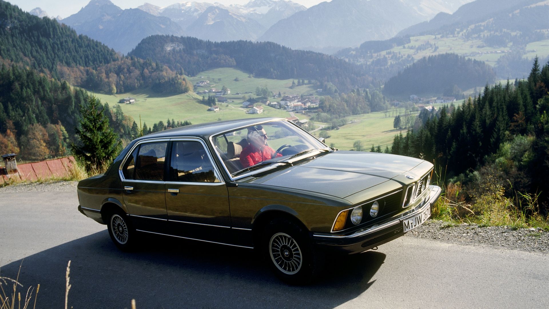 E23 BMW 7 Series: A Timeless Classic