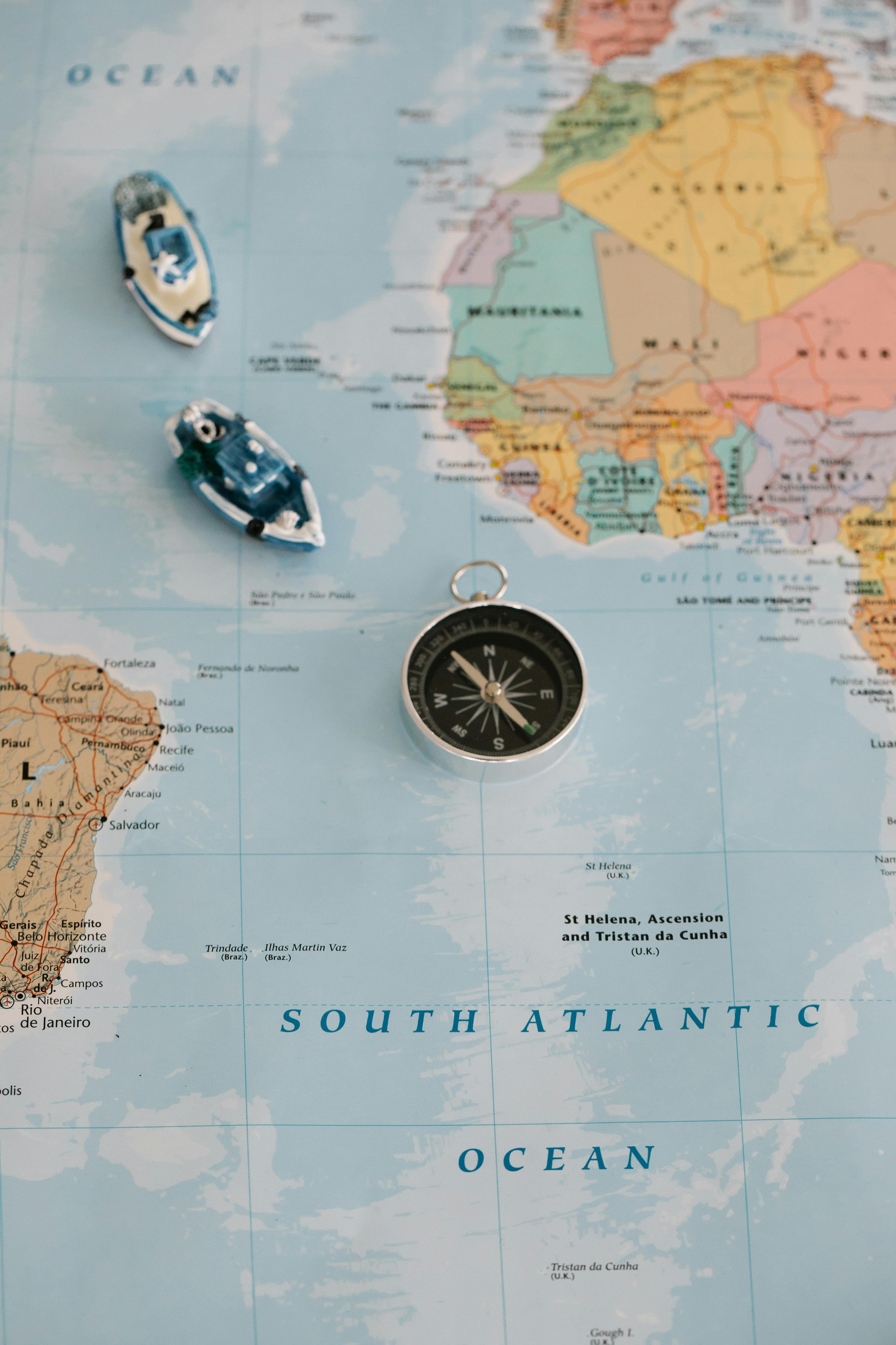 Metal Pocket Compass · Free