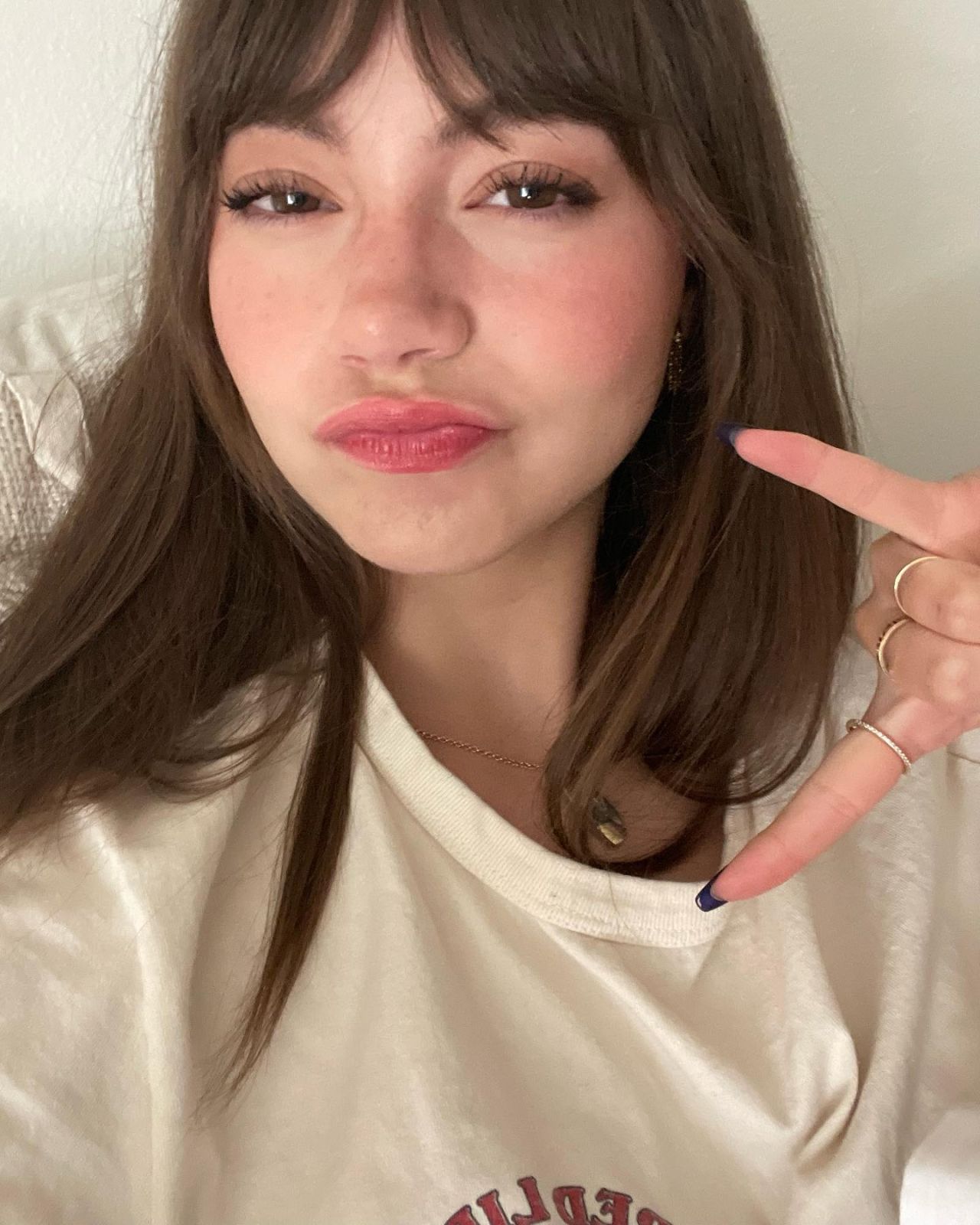 Lauren Donzis 04 11 2023 • CelebMafia