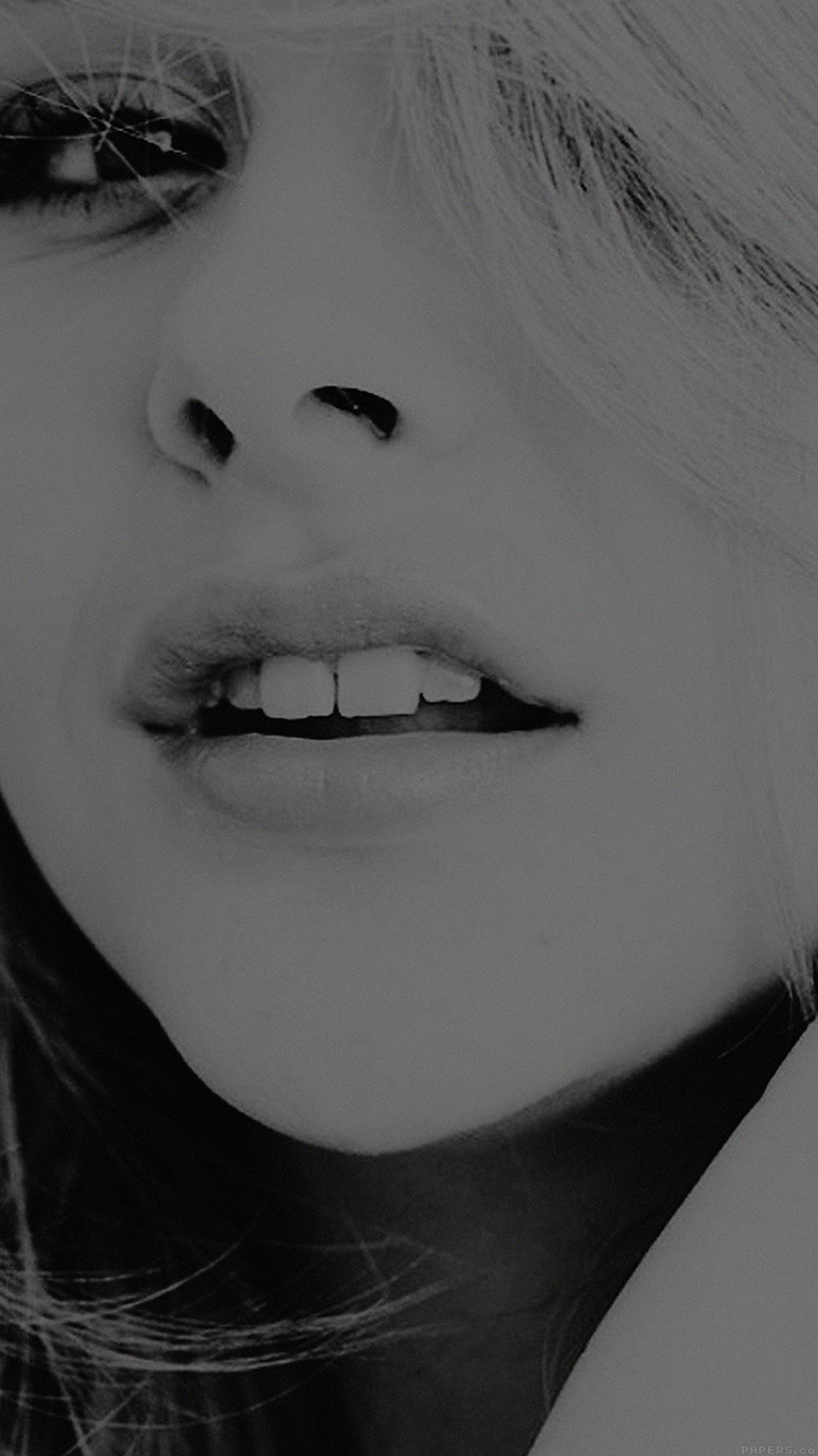 Actress Chloe Grace Moretz