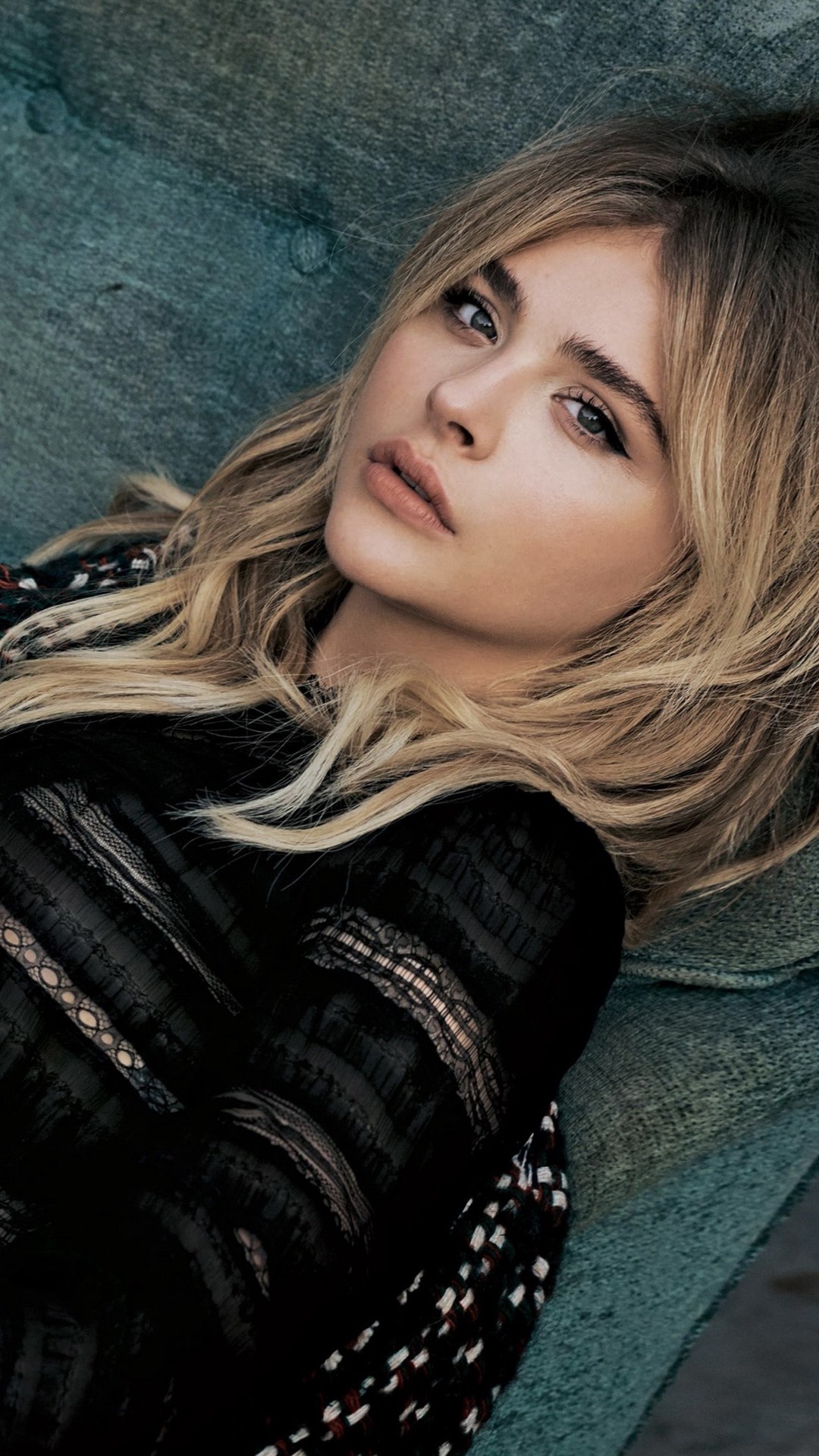 Chloe Grace Moretz 39 1080x1920 iPhone