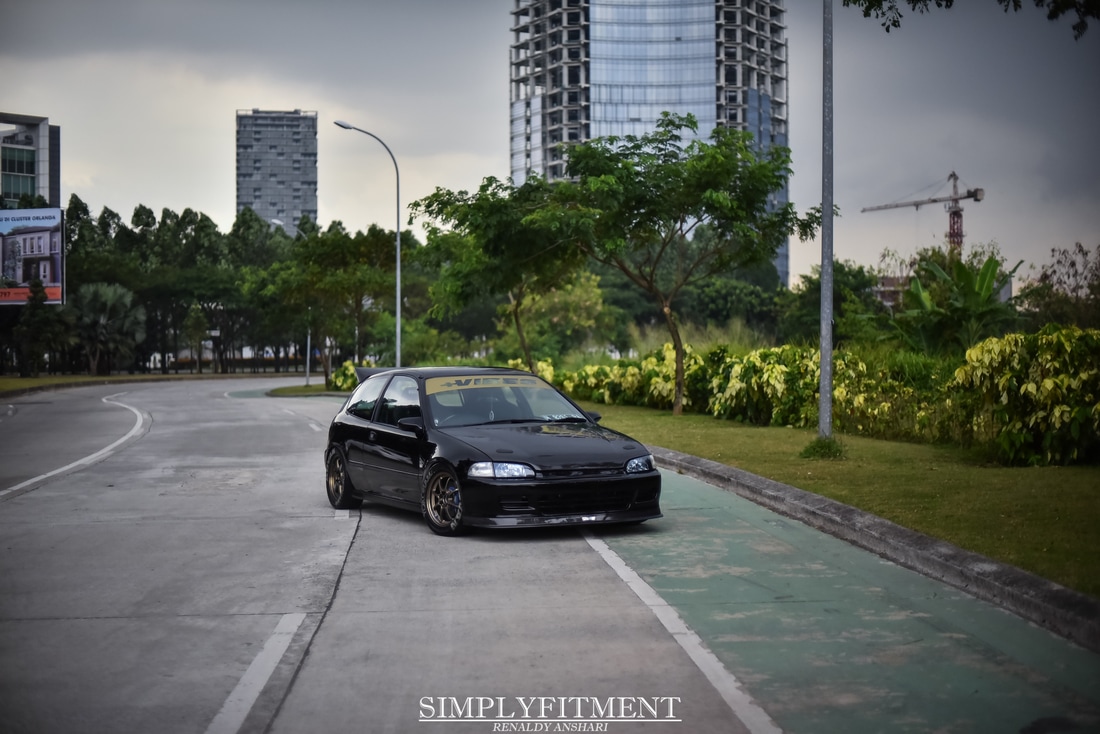 RENO'S MEATY HONDA CIVIC ESTILO SR3