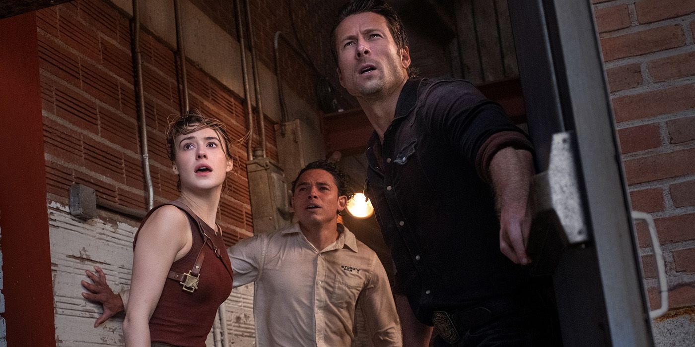 Twisters' Poster Asks Storm Chasers to