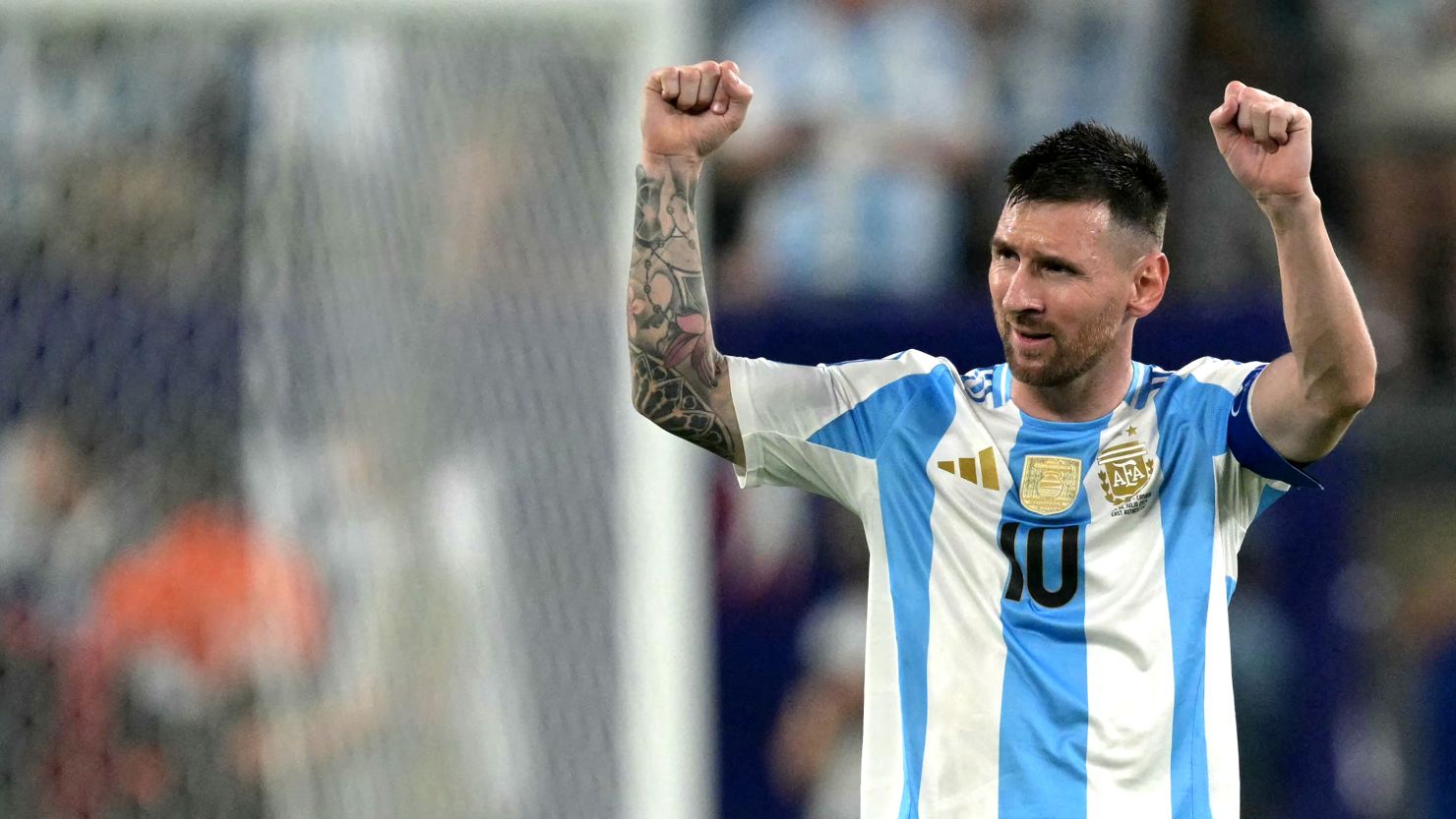 Lionel Messi inspires Argentina to