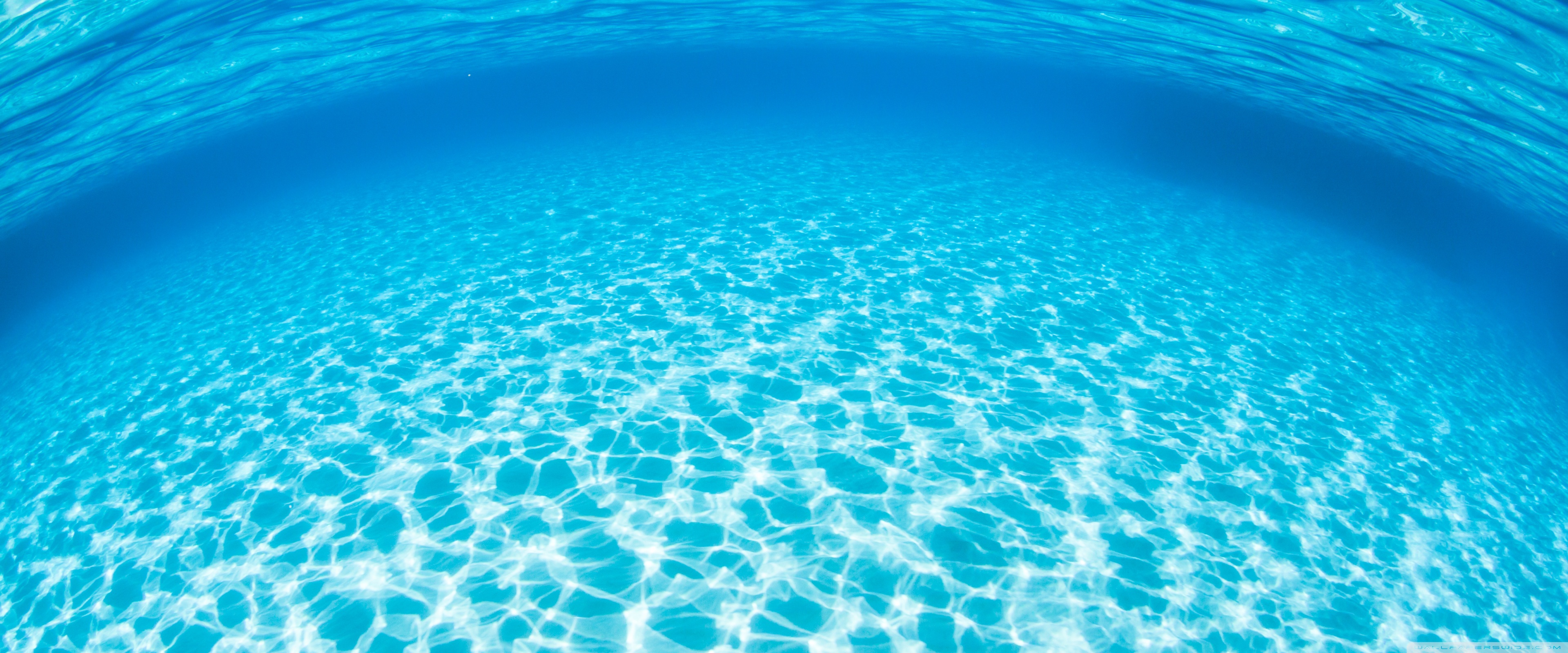 Underwater Ocean Light Ultra HD Desktop