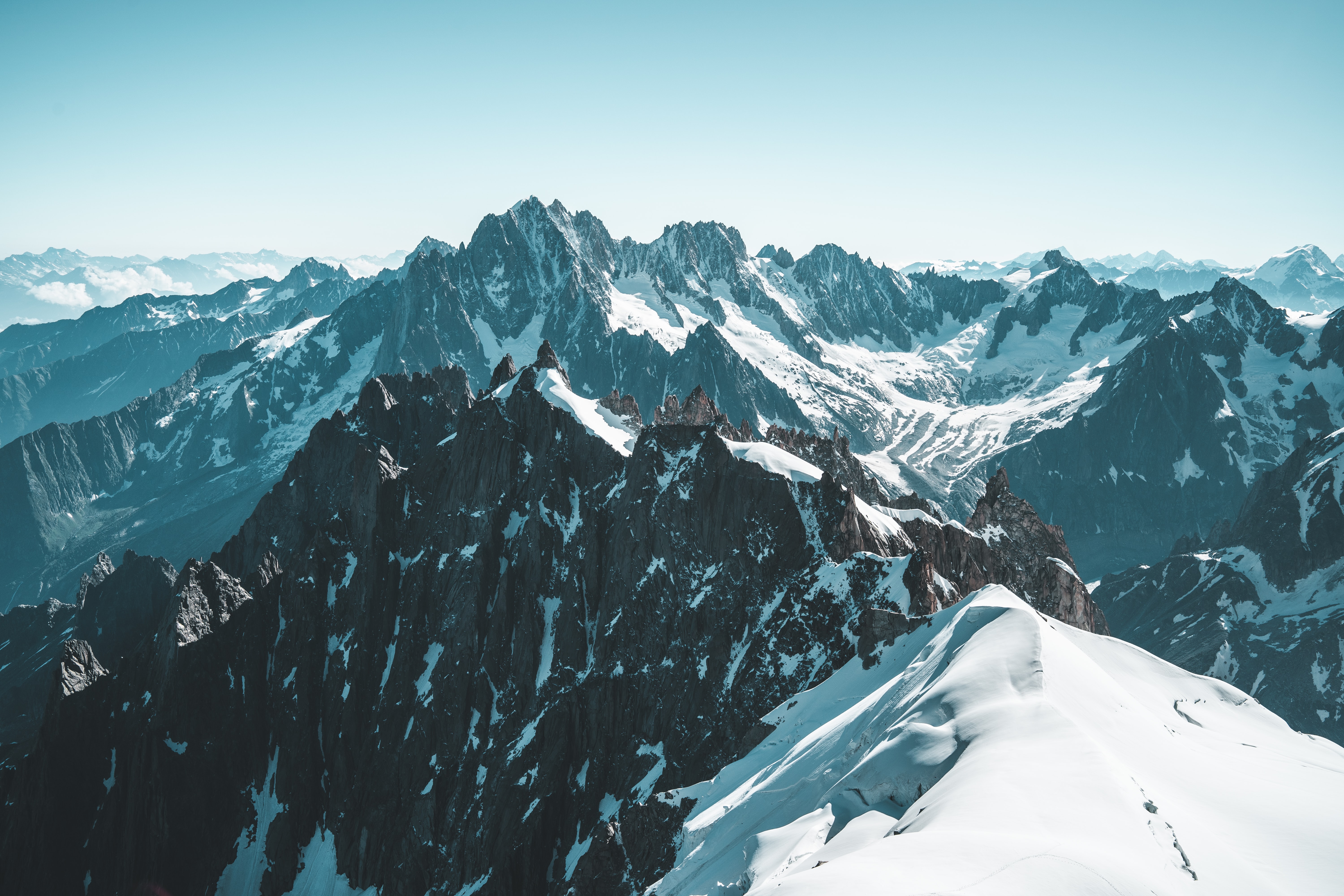 Mont Blanc: Mountain with 4810 Vertical