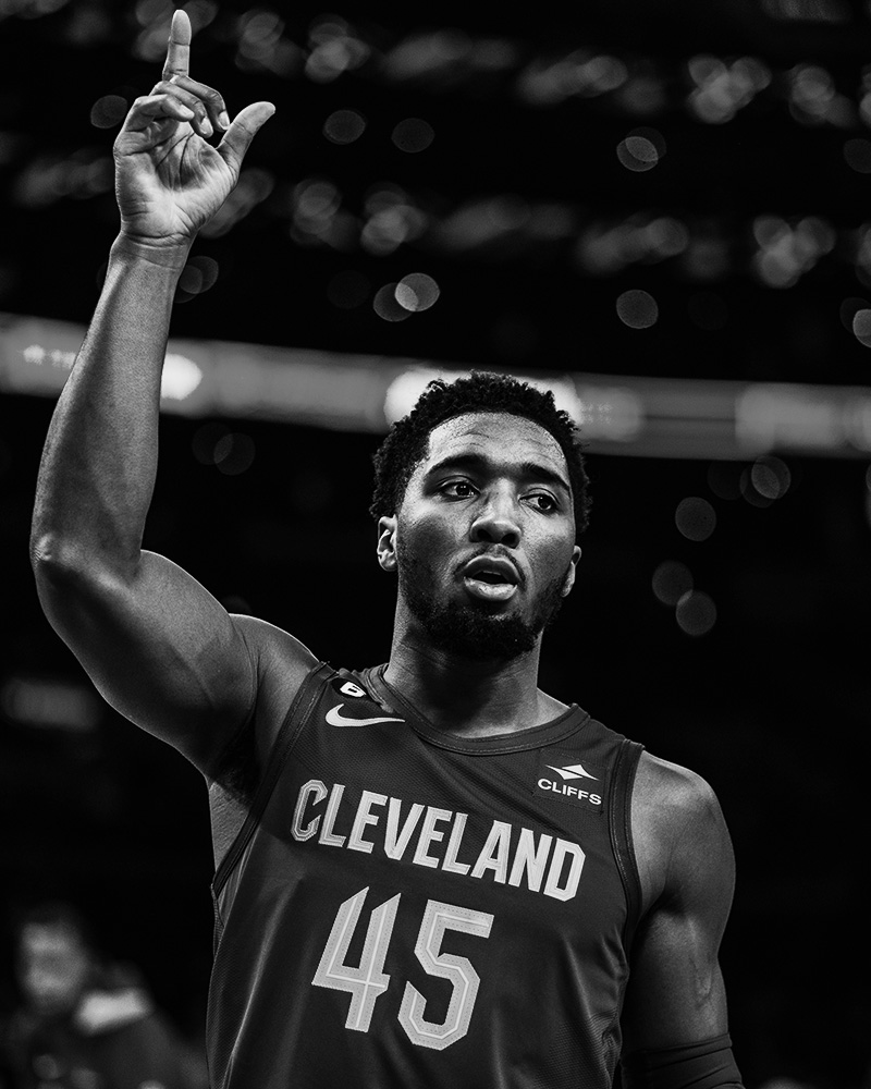 VOTE DONOVAN MITCHELL