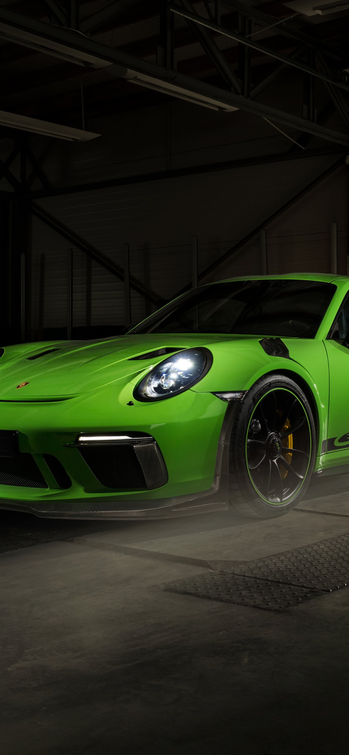 Vehicle Porsche 911 GT3 RS Phone Wallpaper