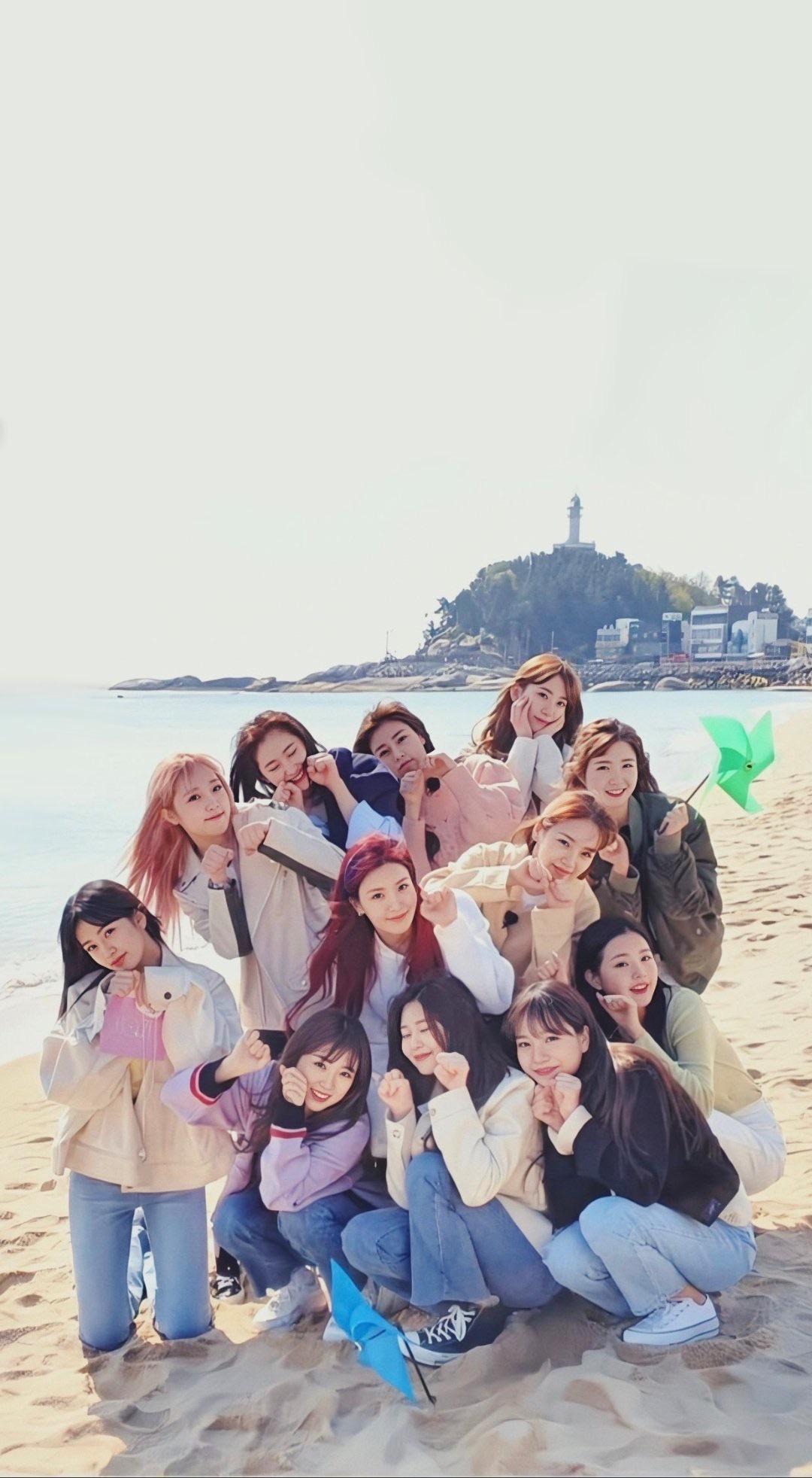 IZ*ONE X Mukbang Show Phone