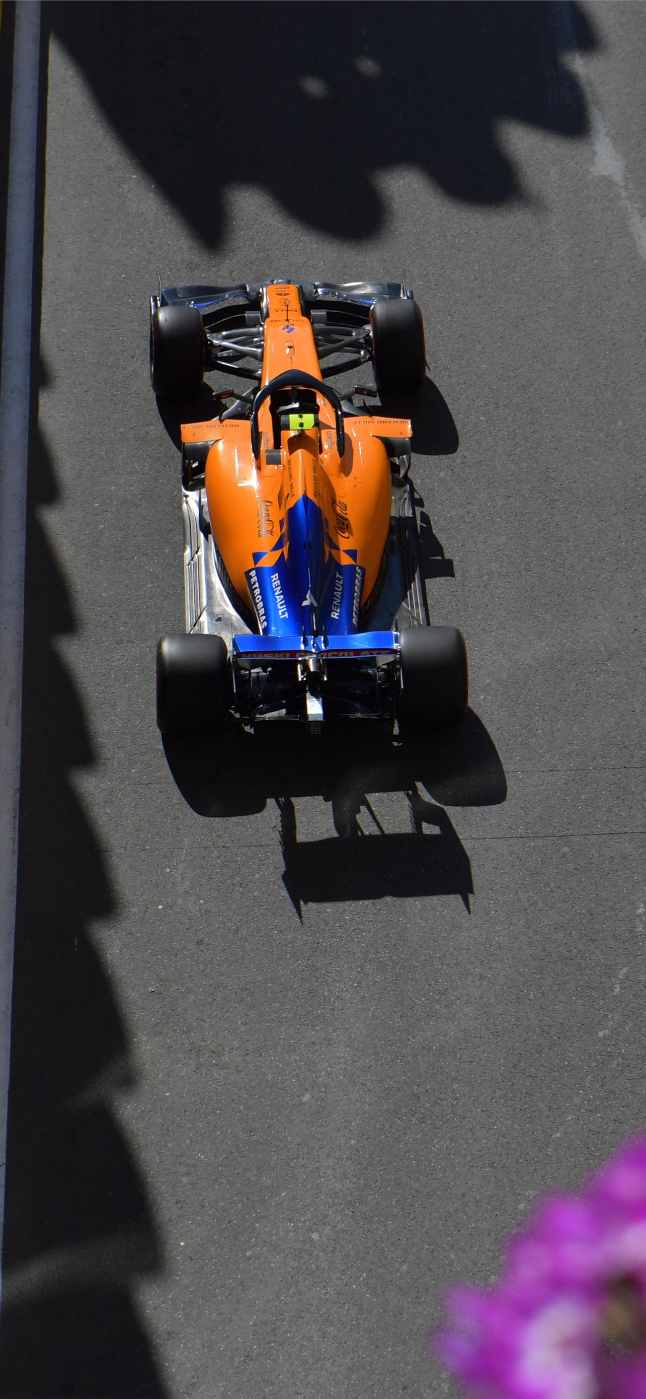 daniel ricciardo iPhone Wallpaper Free