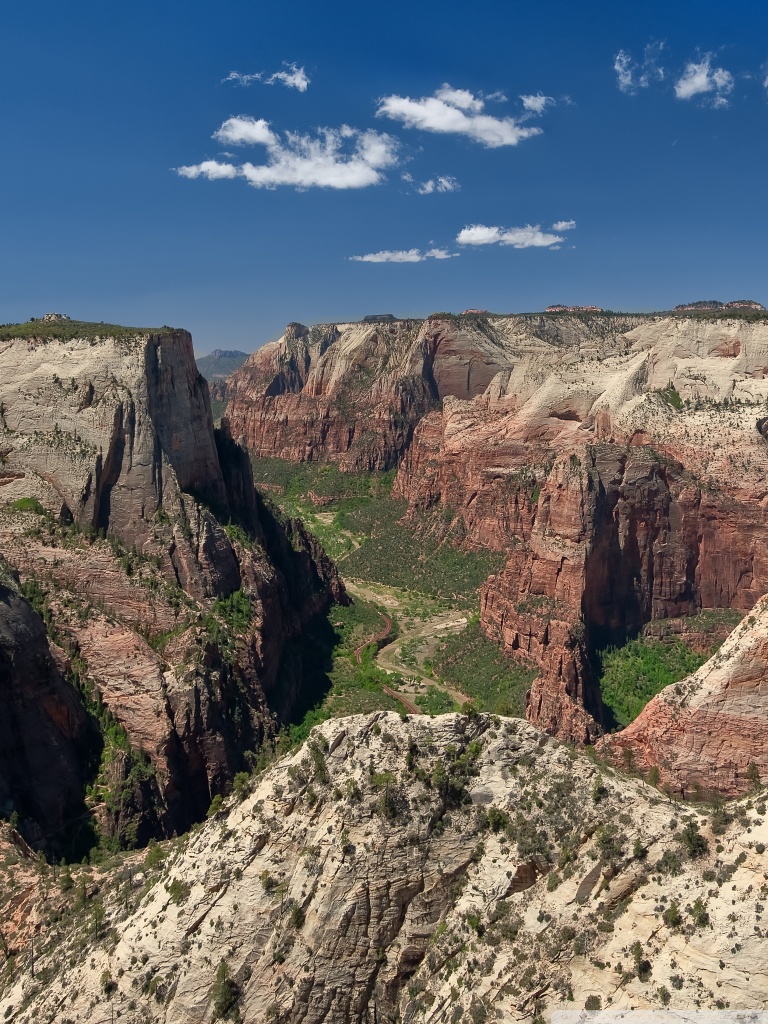 Ultra HD Desktop Background Wallpaper