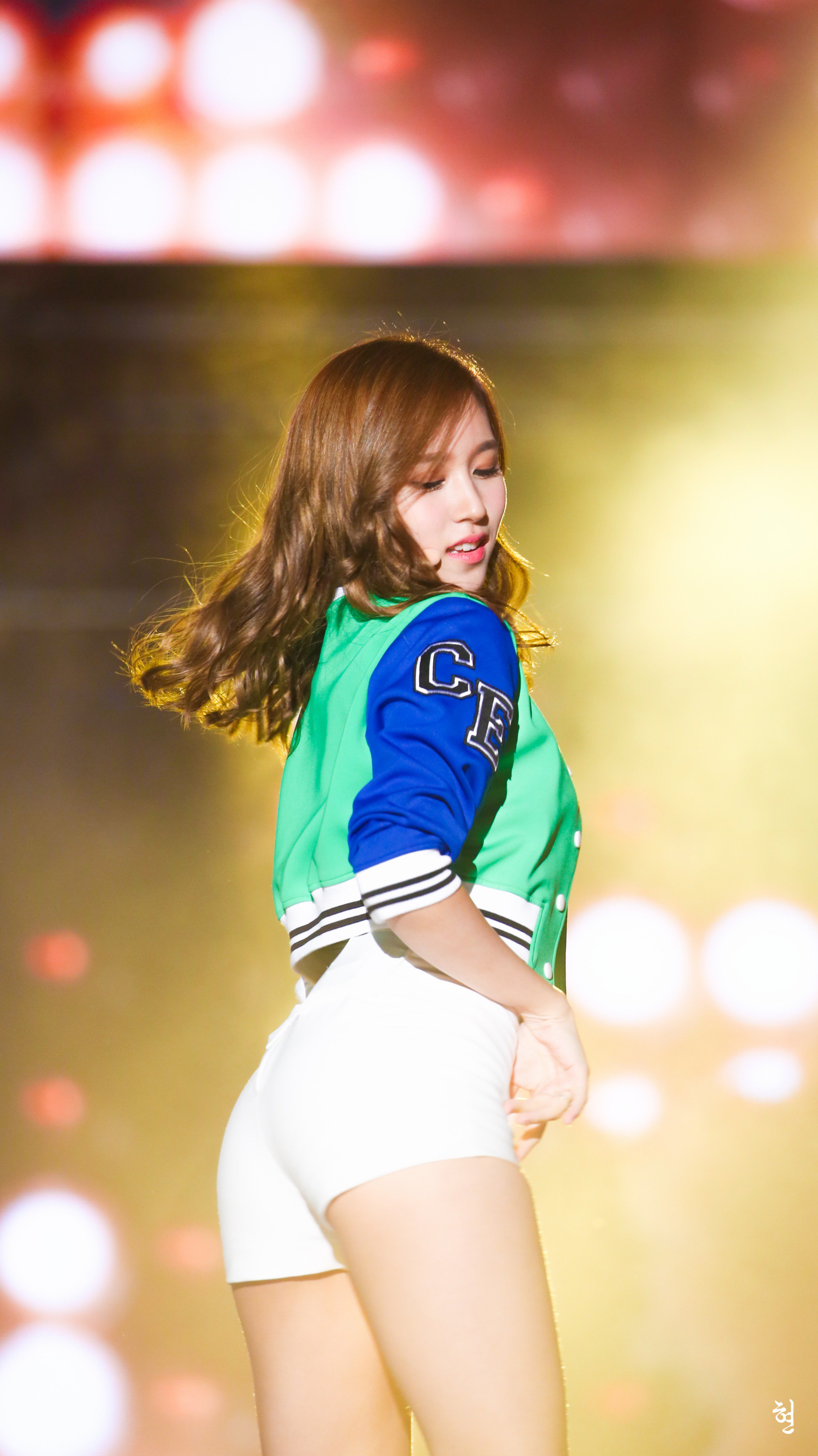 Myoui Mina Android IPhone Wallpaper