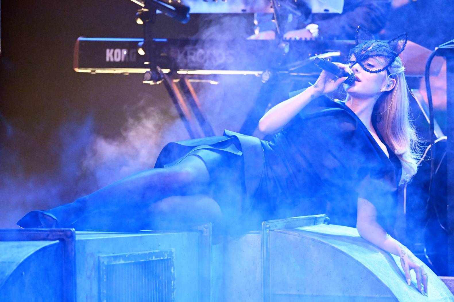 Ariana Grande Delivers Divine 'The Boy