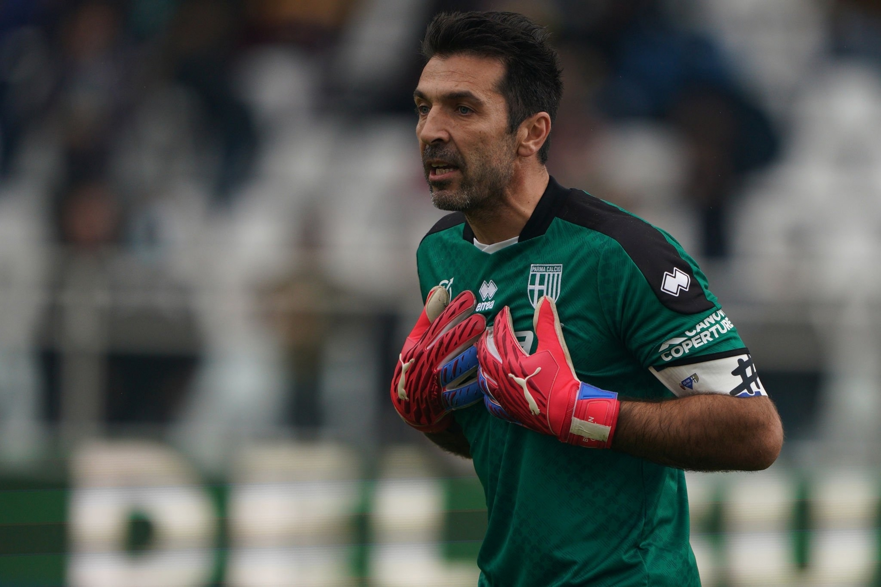 Buffon Parma Calcio 1913 HD Wallpaper