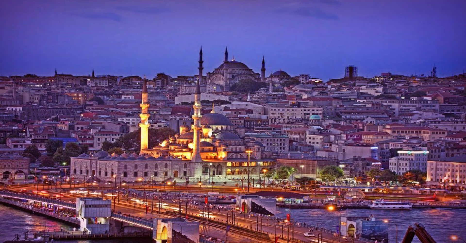 Download free Istanbul Twilight Skyline
