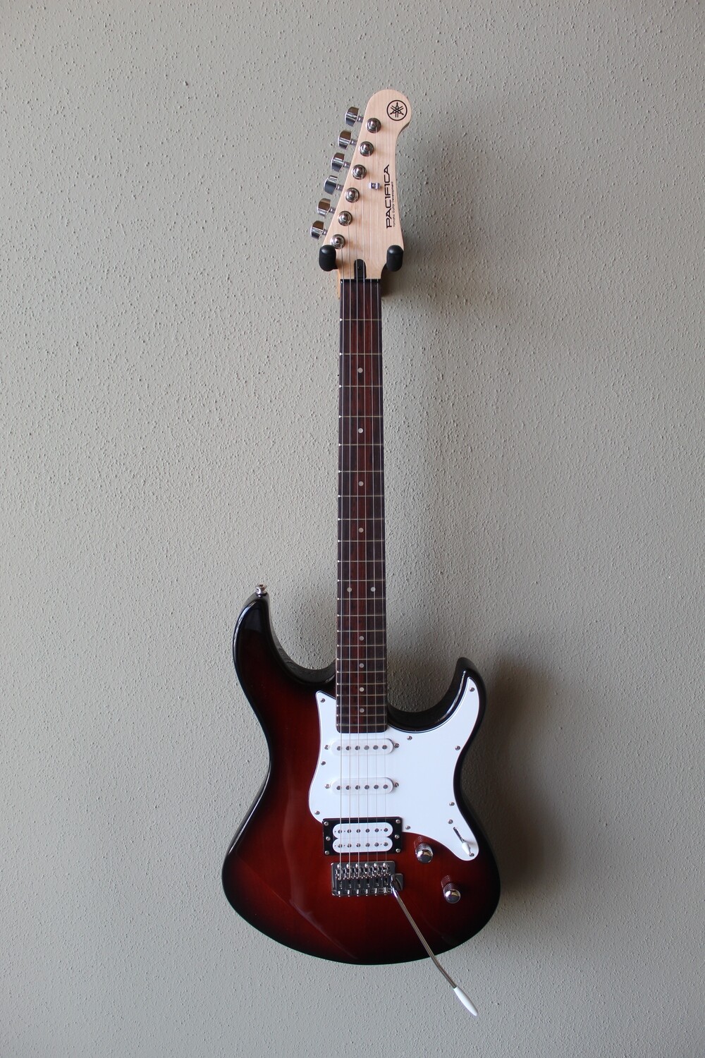 Yamaha PAC112V Pacifica Electric Guitar