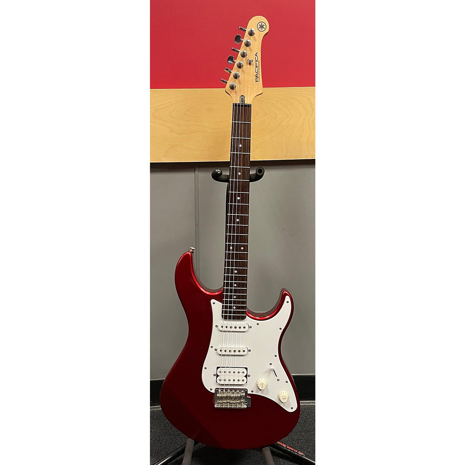 Used Yamaha Pacifica Solid Body