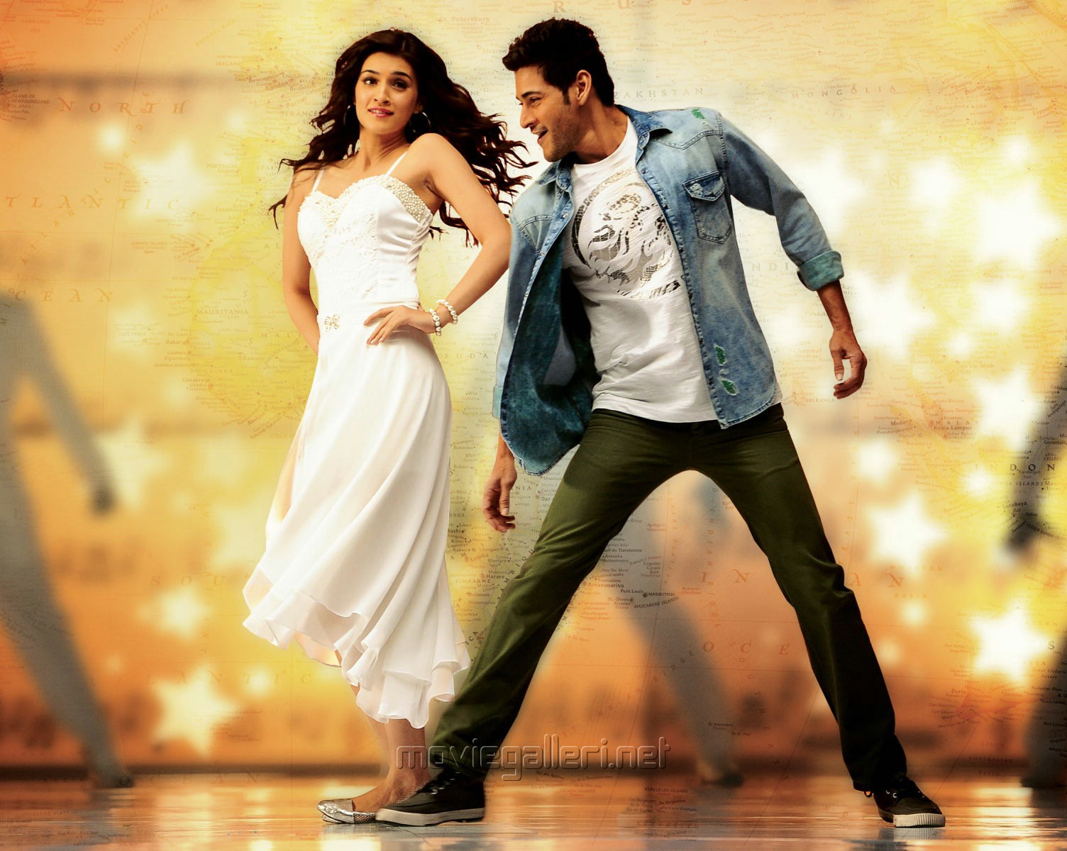 Nenokkadine Mahesh Babu Wallpaper
