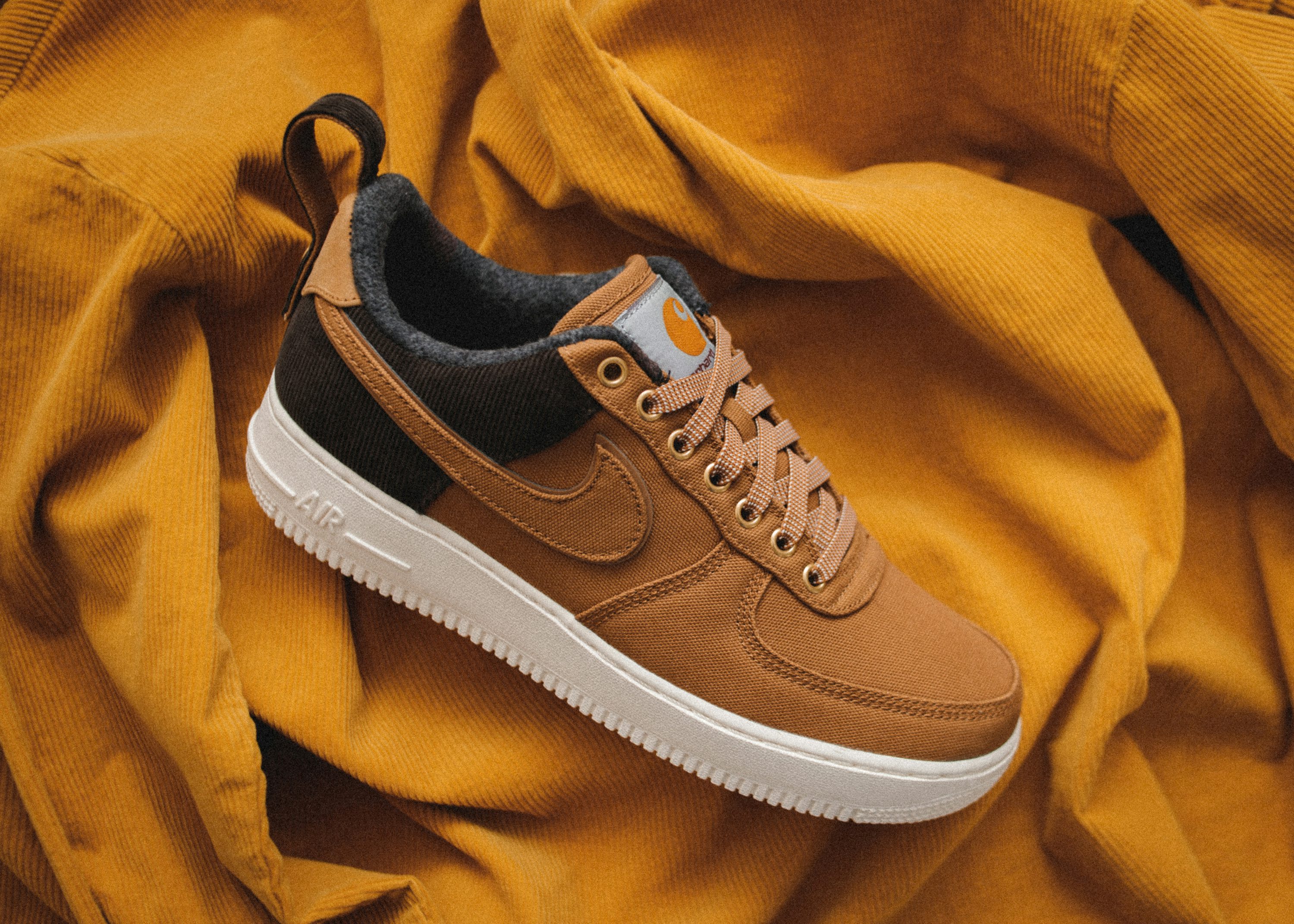 Nike Shoe Picture [HD]. Download Free