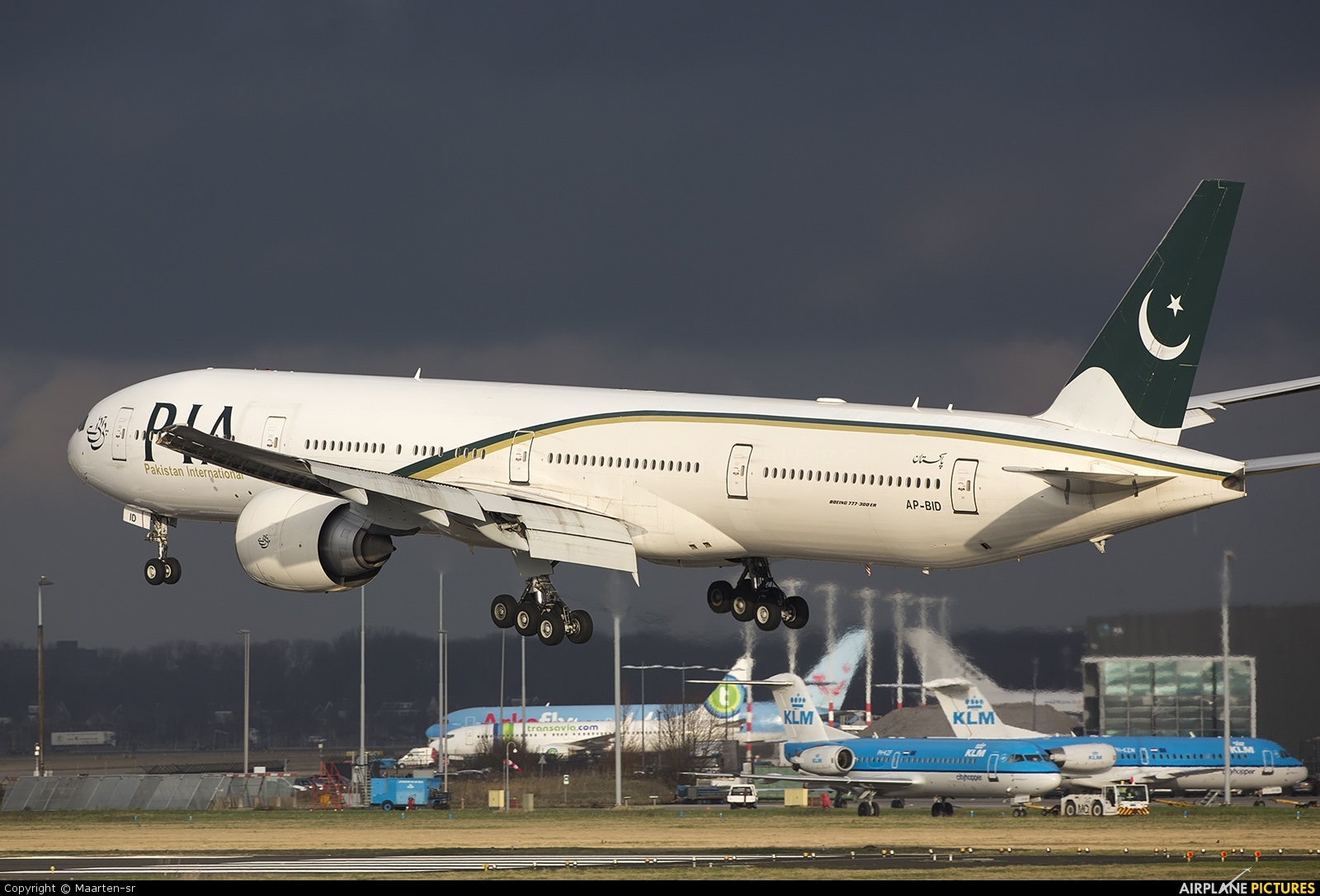 Pakistan International Airlines Boeing