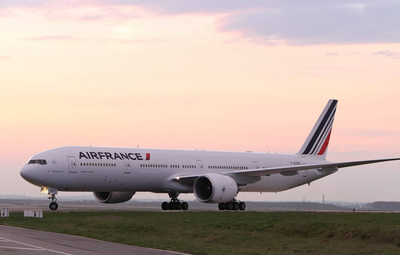 Aesthetic Air France Boeing 777 Plane
