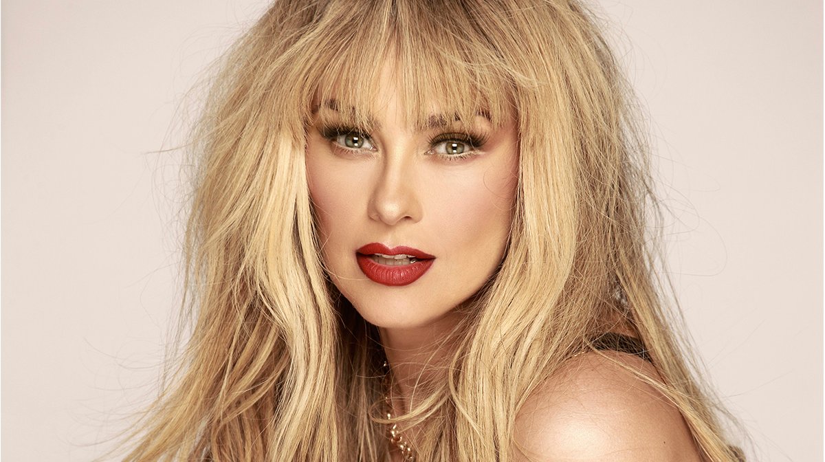 Aracely Arámbula Photo